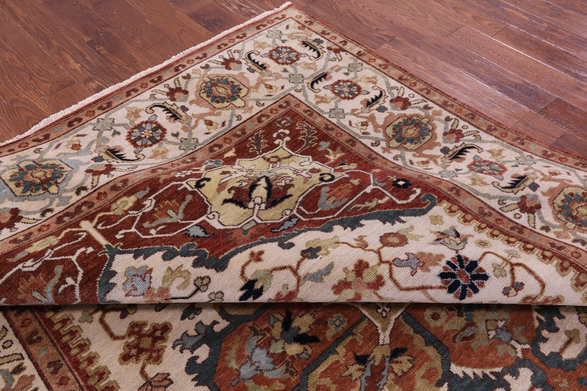 Ivory Geometric Heriz Serapi Hand Knotted Wool Rug - 7' 10" X 15' 9" - Golden Nile