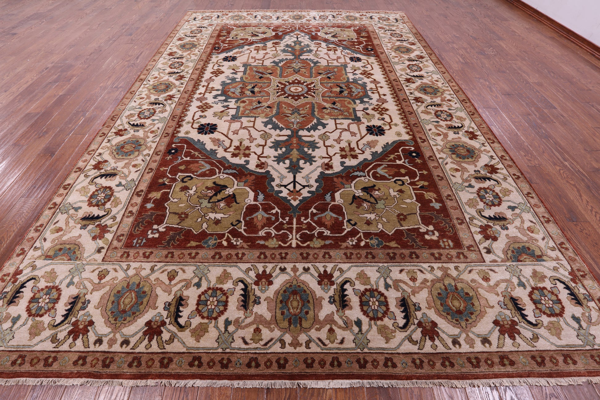 Ivory Geometric Heriz Serapi Hand Knotted Wool Rug - 9' 8" X 14' 0" - Golden Nile