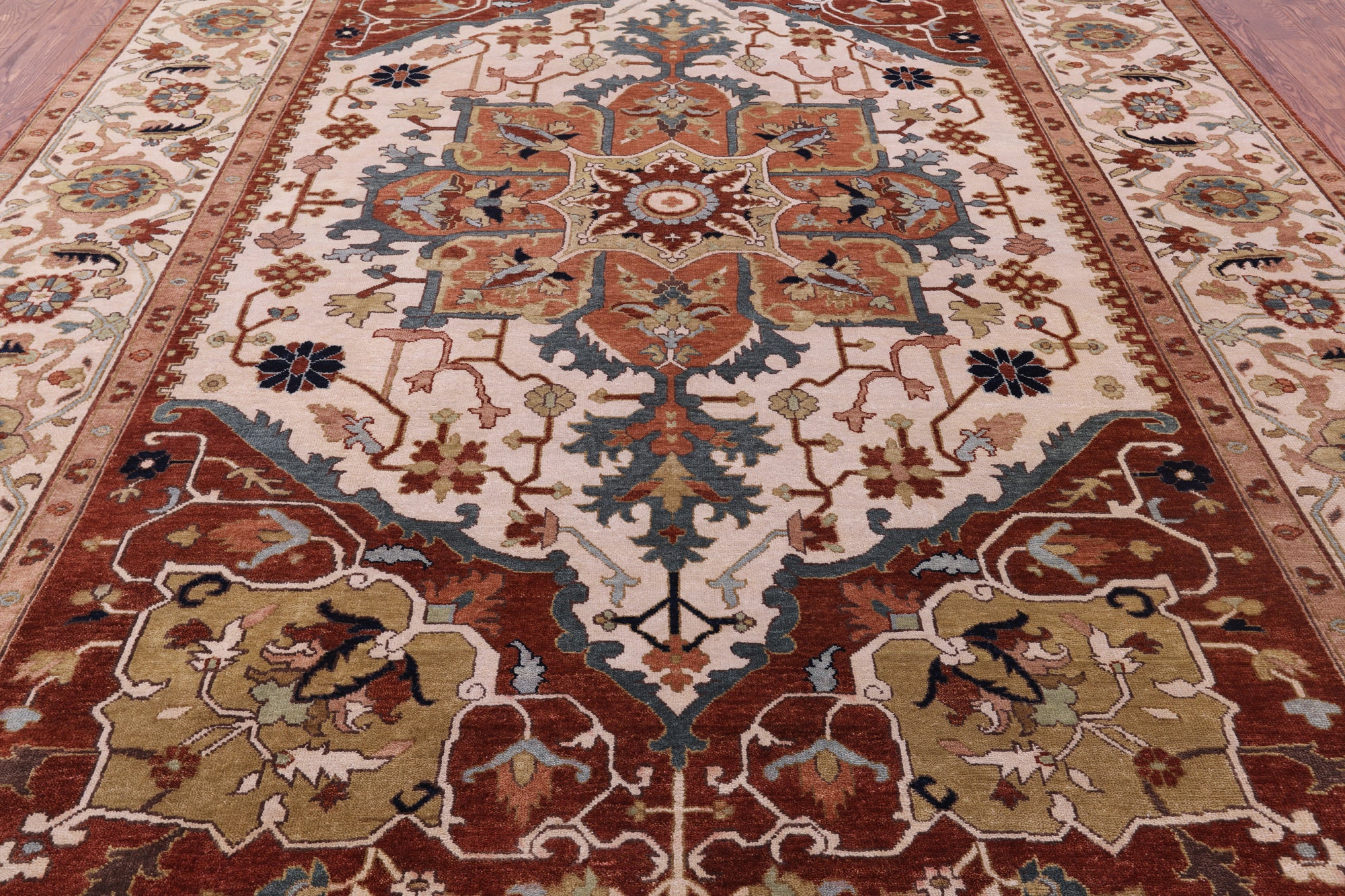 Ivory Geometric Heriz Serapi Hand Knotted Wool Rug - 9' 8" X 14' 0" - Golden Nile