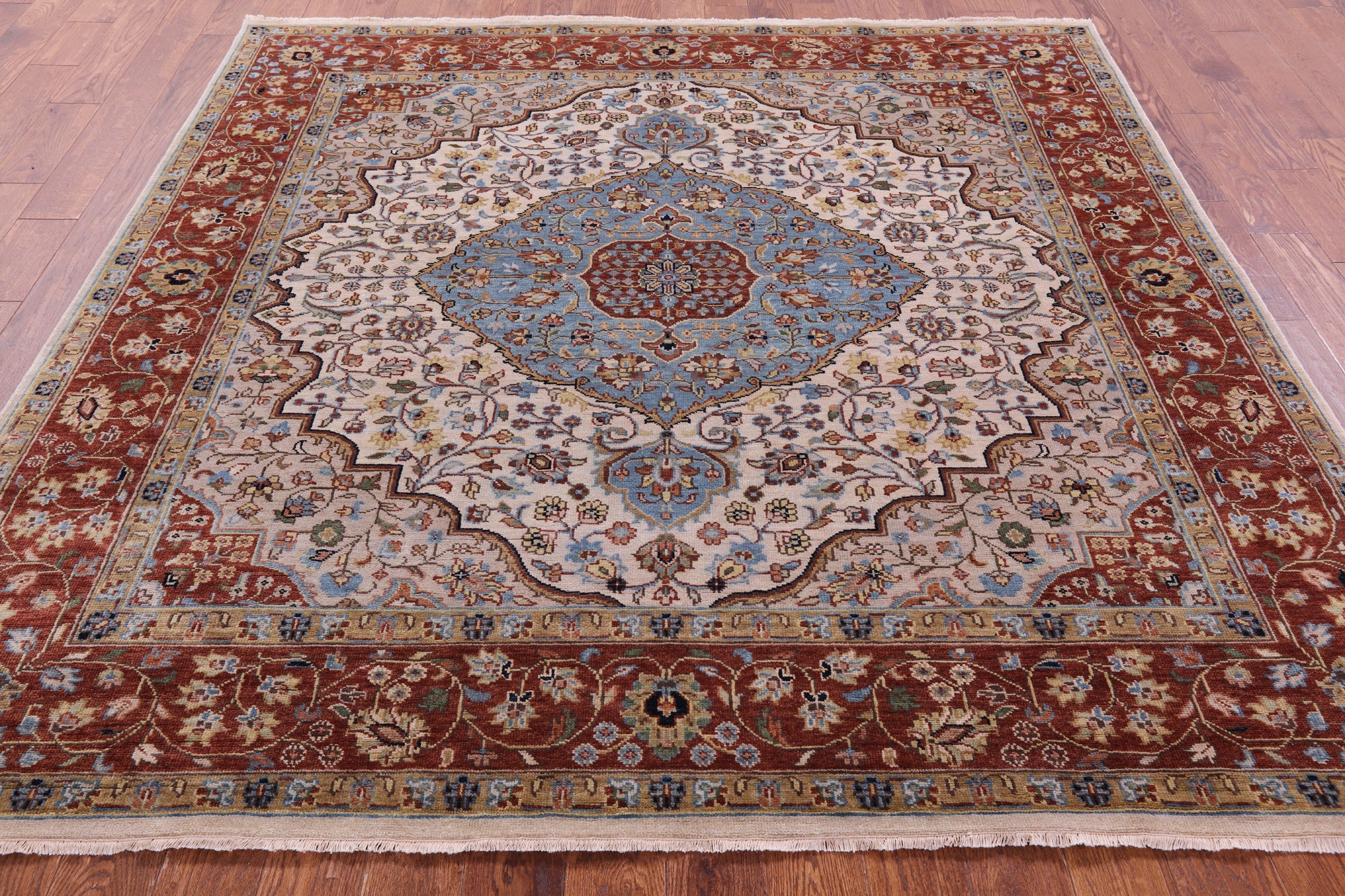 Ivory Square Persian Fine Serapi Hand Knotted Wool Rug - 8' 9" X 8' 10" - Golden Nile