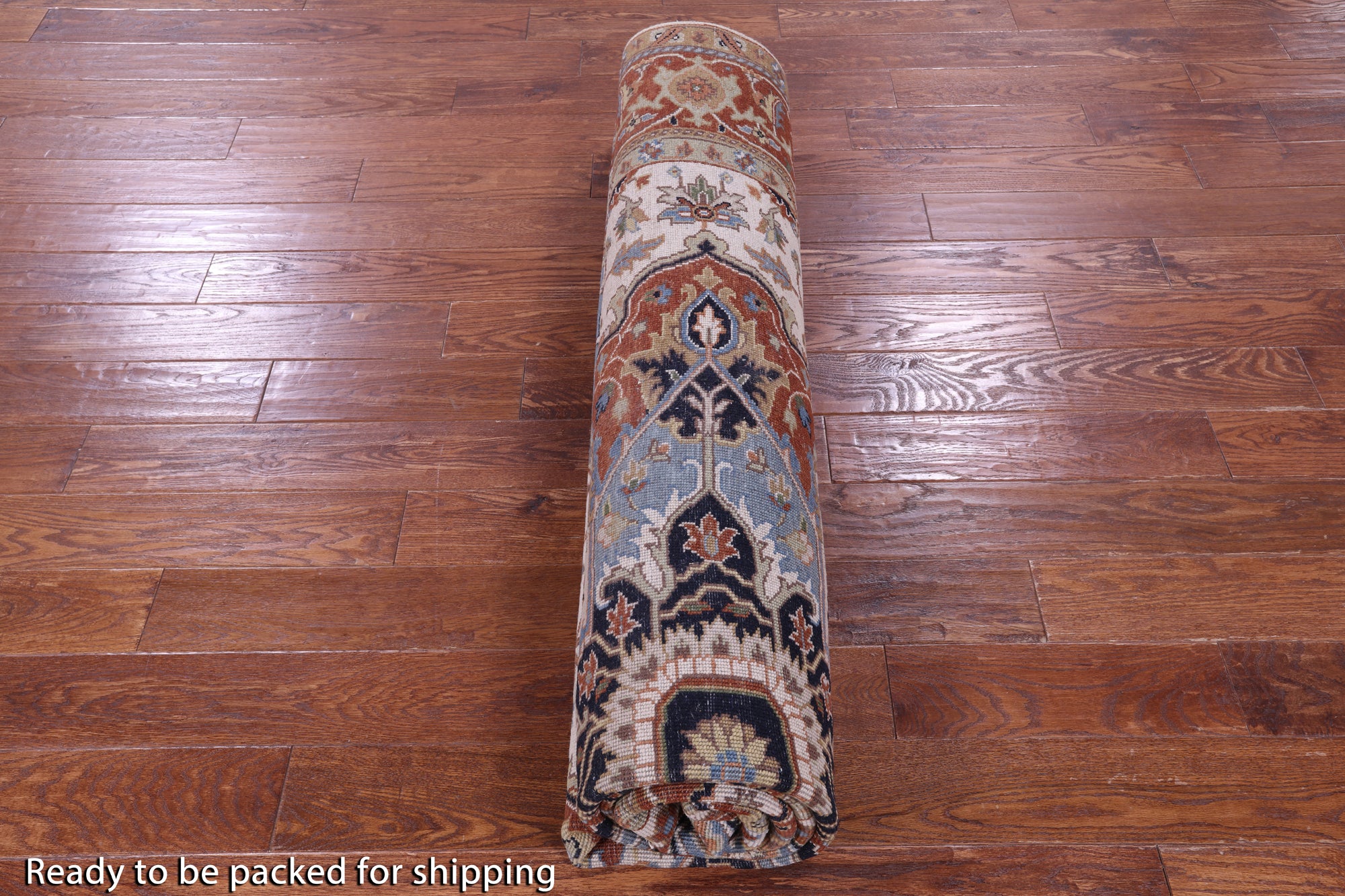 Ivory Square Geometric Heriz Serapi Hand Knotted Wool Rug - 8' 9" X 8' 9" - Golden Nile