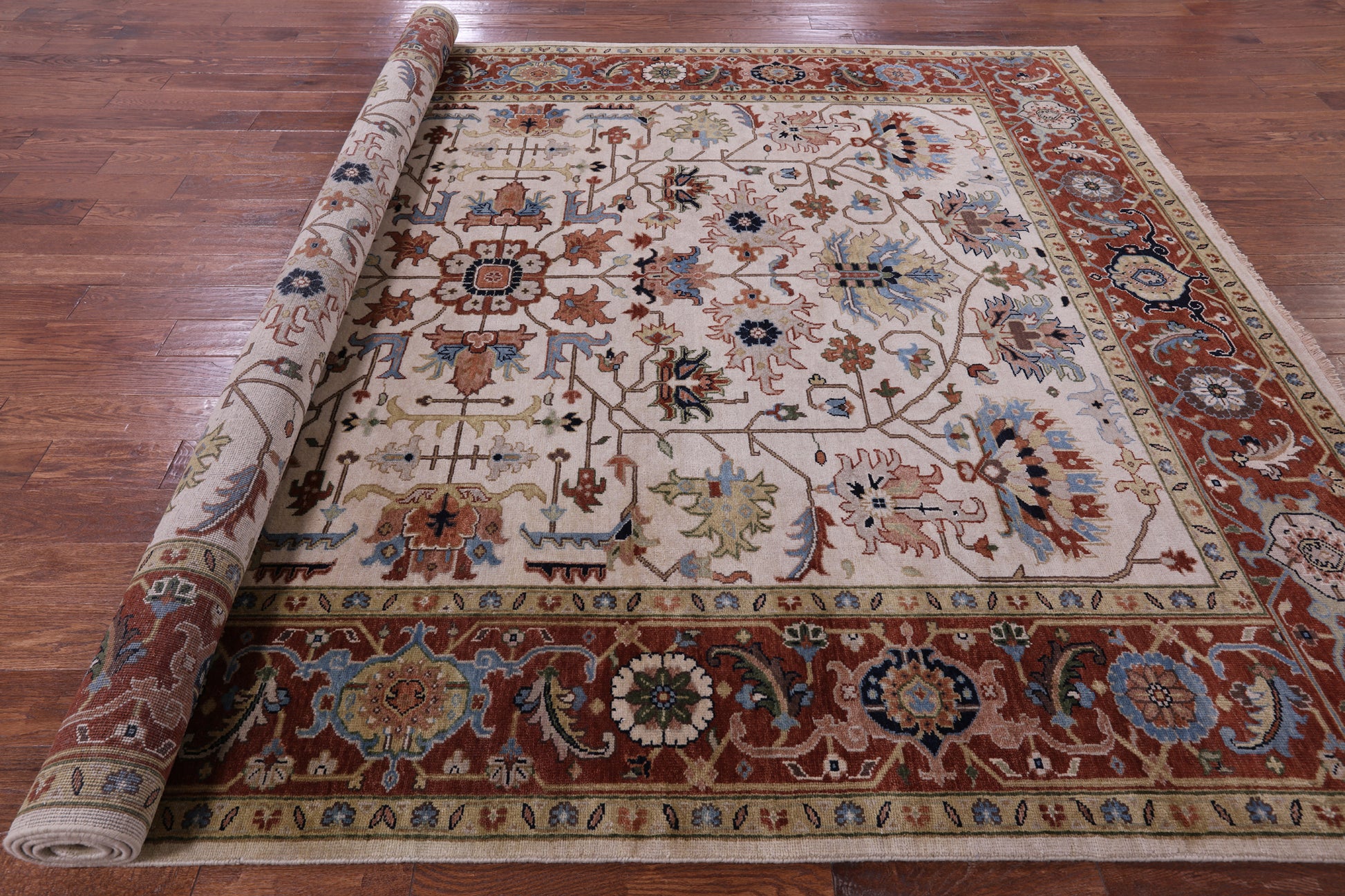 Ivory Geometric Heriz Serapi Hand Knotted Wool Rug - 8' 11" X 11' 10" - Golden Nile