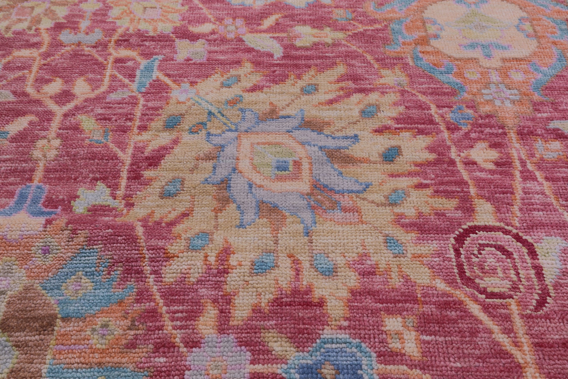 Pink Persian Sultanabad Hand Knotted Wool Rug - 12' 2" X 18' 2" - Golden Nile