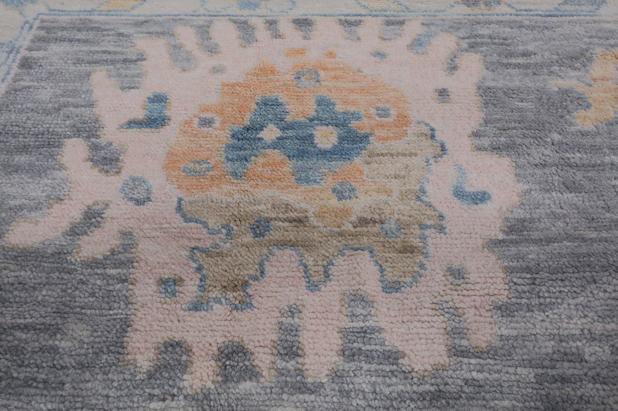 SUPER SALE Silver Persian Sultanabad Hand Knotted Wool Rug - 12' 2" X 15' 1"