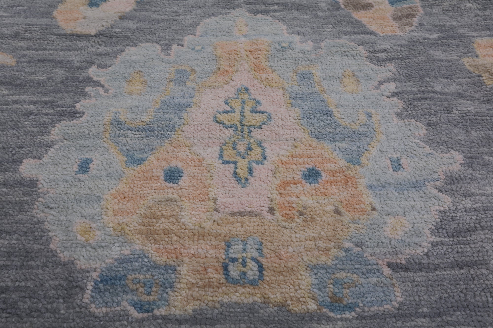 SUPER SALE Silver Persian Sultanabad Hand Knotted Wool Rug - 12' 2" X 15' 1"
