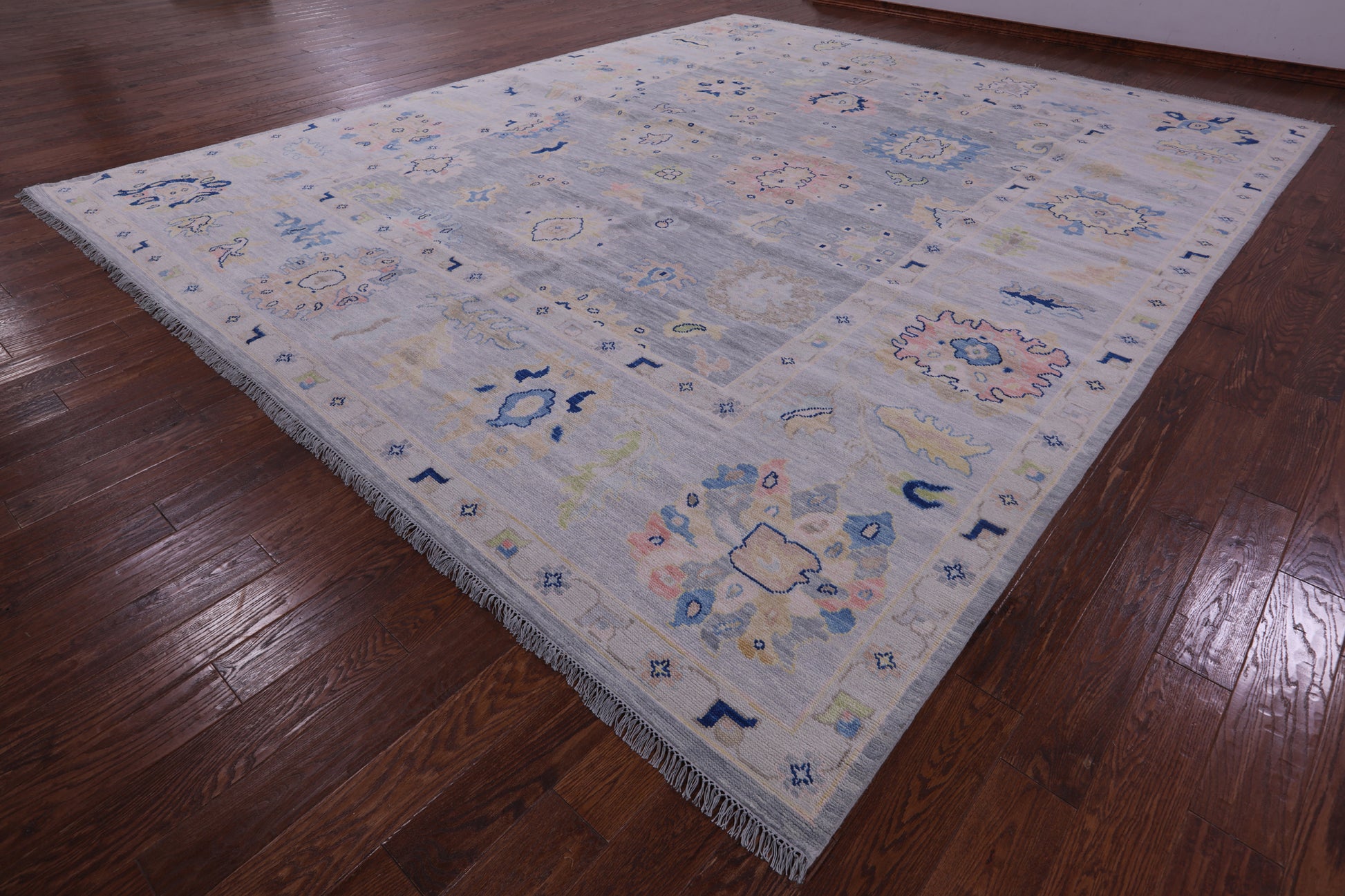 Silver Persian Sultanabad Hand Knotted Wool Rug - 12' 1" X 14' 9" - Golden Nile