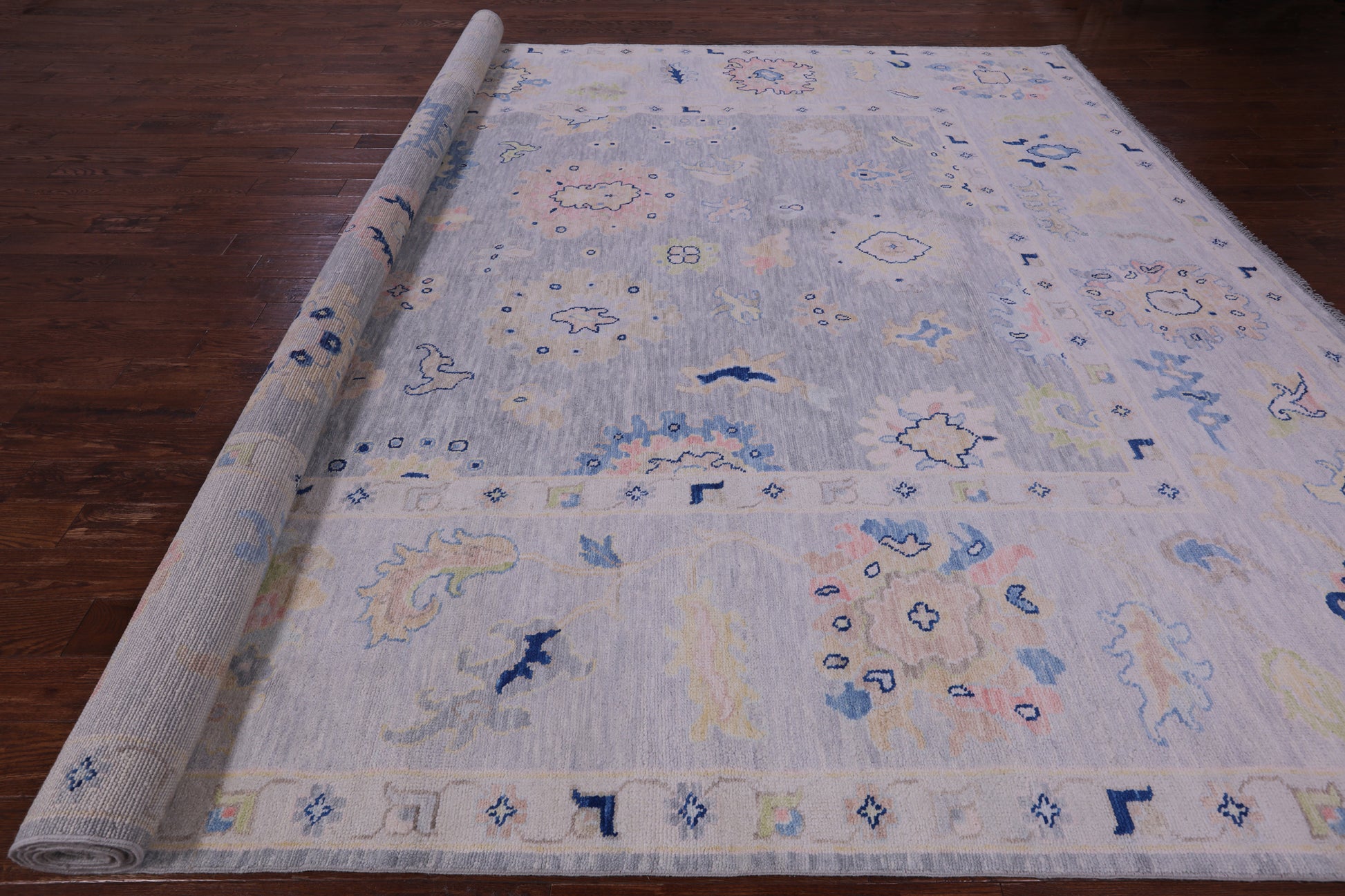 Silver Persian Sultanabad Hand Knotted Wool Rug - 12' 1" X 14' 9" - Golden Nile