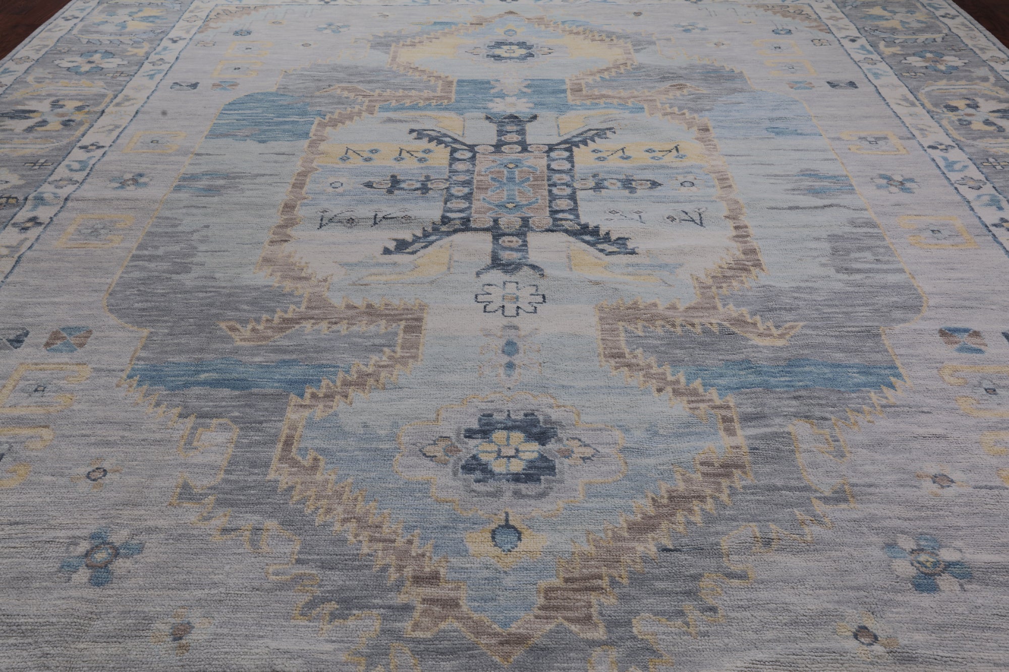 Silver Persian Bakshaish Hand Knotted Wool Rug - 12' 2" X 14' 10"