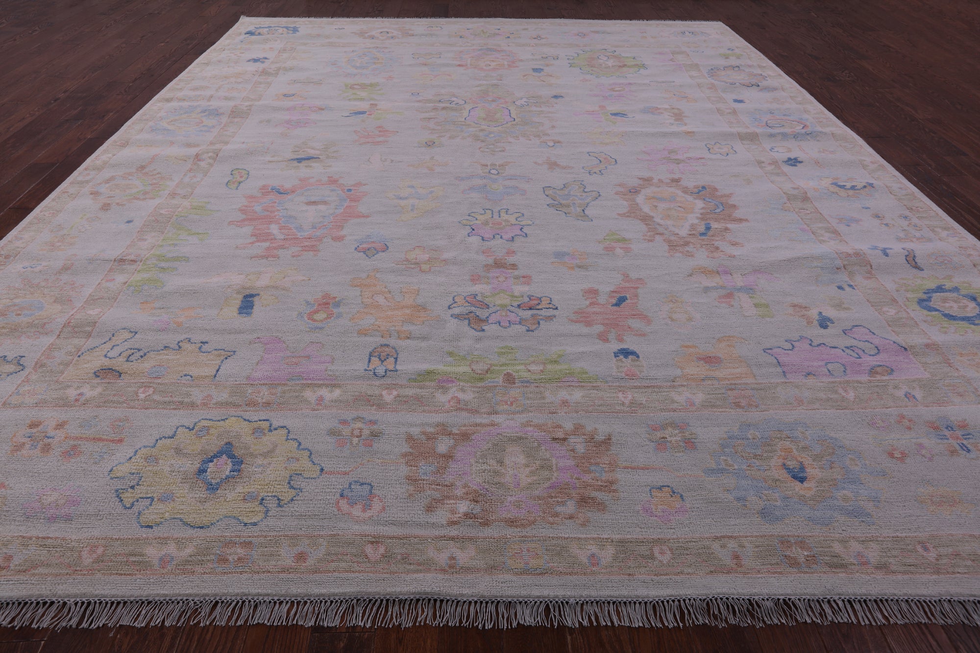 Ivory Persian Sultanabad Hand Knotted Wool Rug - 12' 1" X 14' 6" - Golden Nile