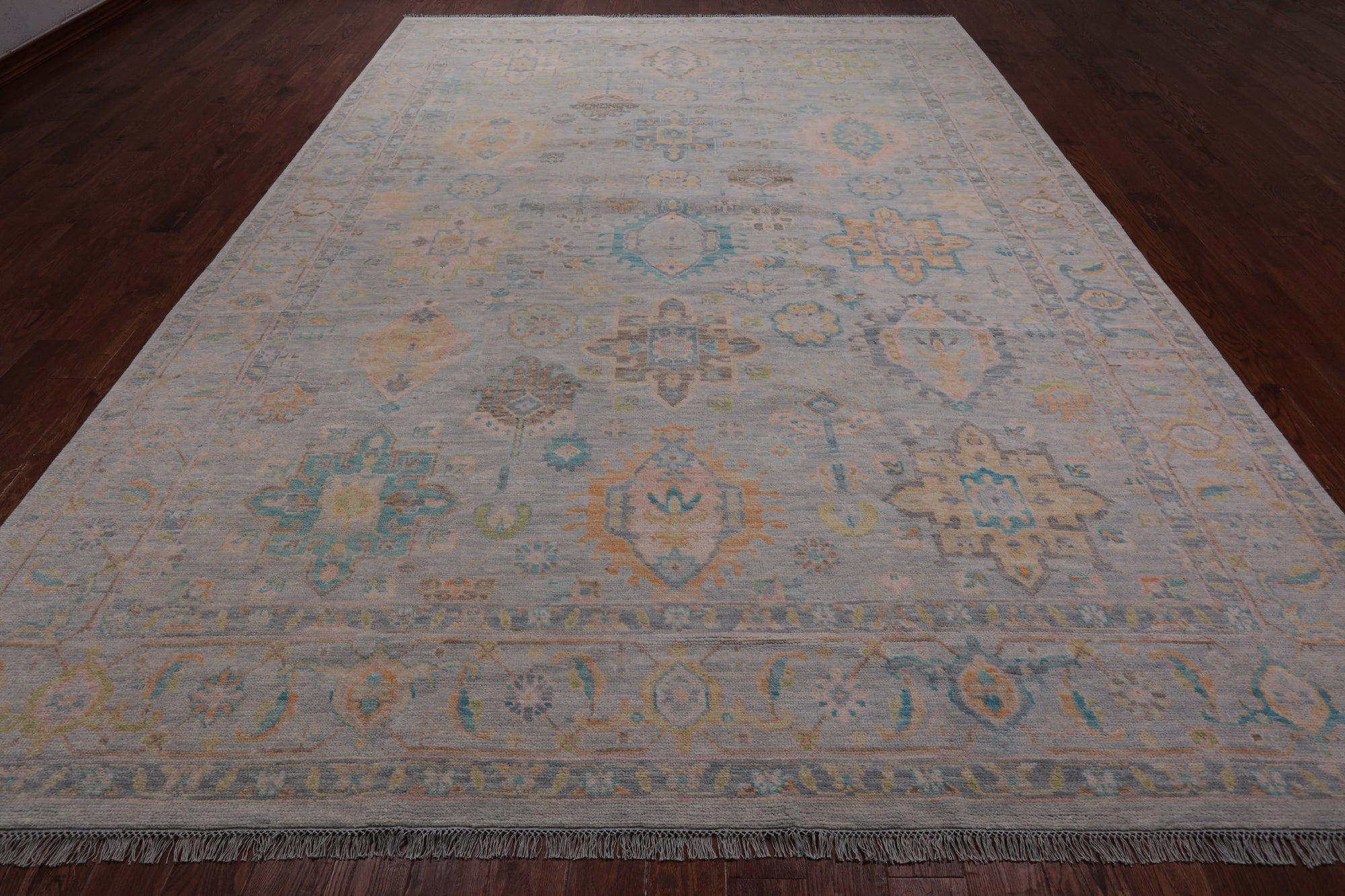 Grey Geometric Fine Serapi Hand Knotted Wool Rug - 9' 10" X 13' 9"