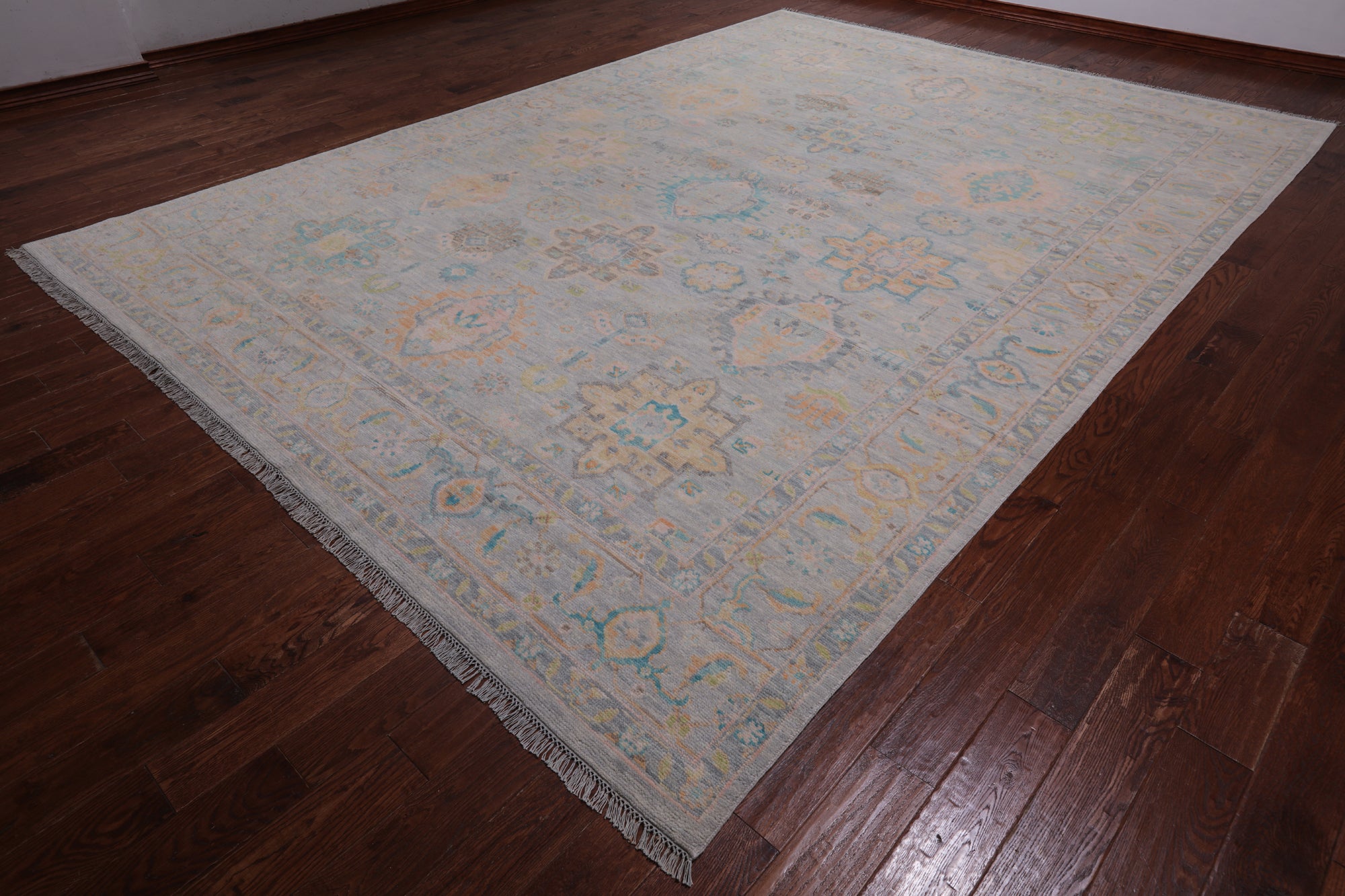 Grey Geometric Fine Serapi Hand Knotted Wool Rug - 9' 10" X 13' 9"