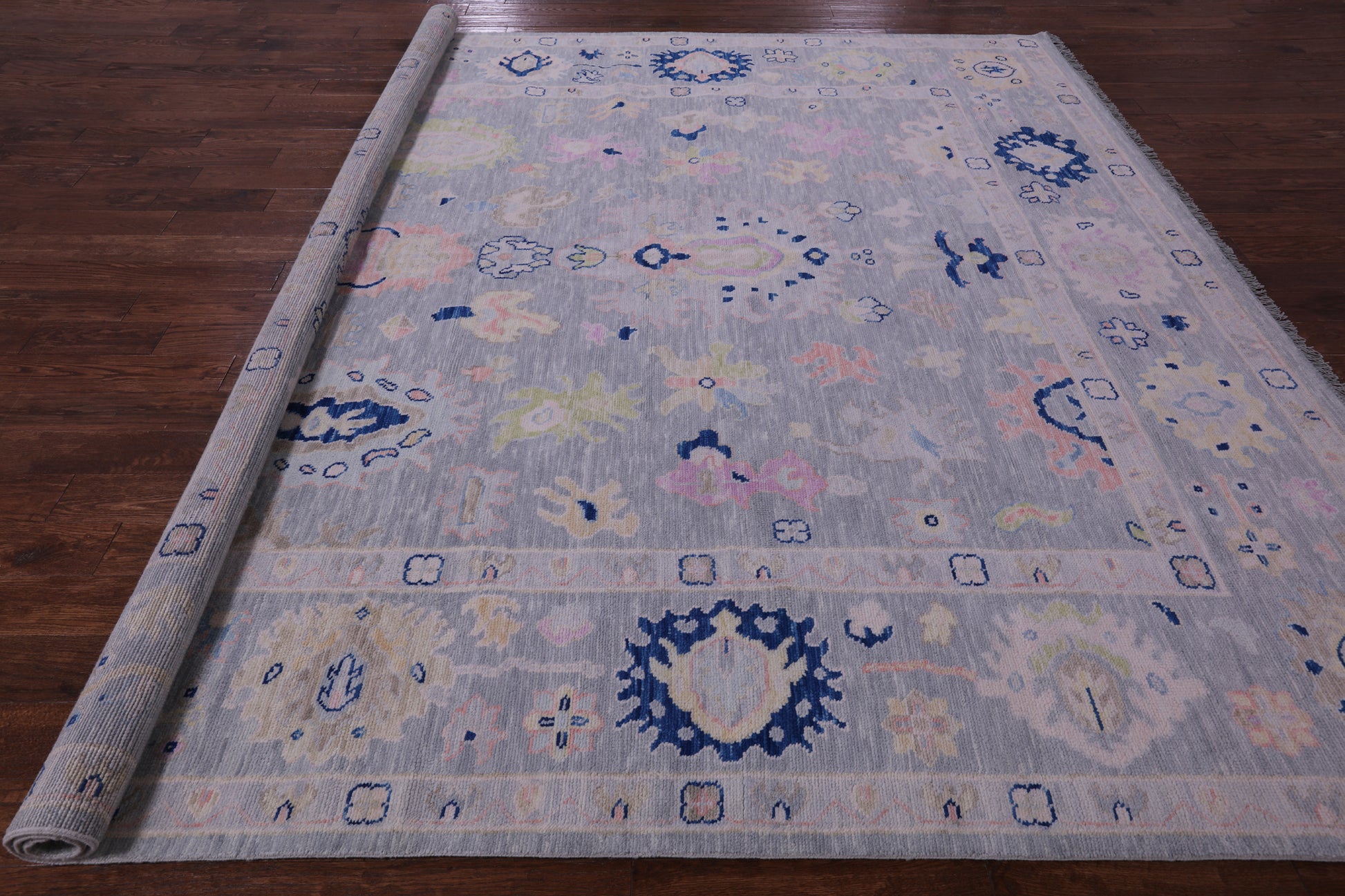 Grey Square Persian Sultanabad Hand Knotted Wool Rug - 9' 11" X 10' 2" - Golden Nile