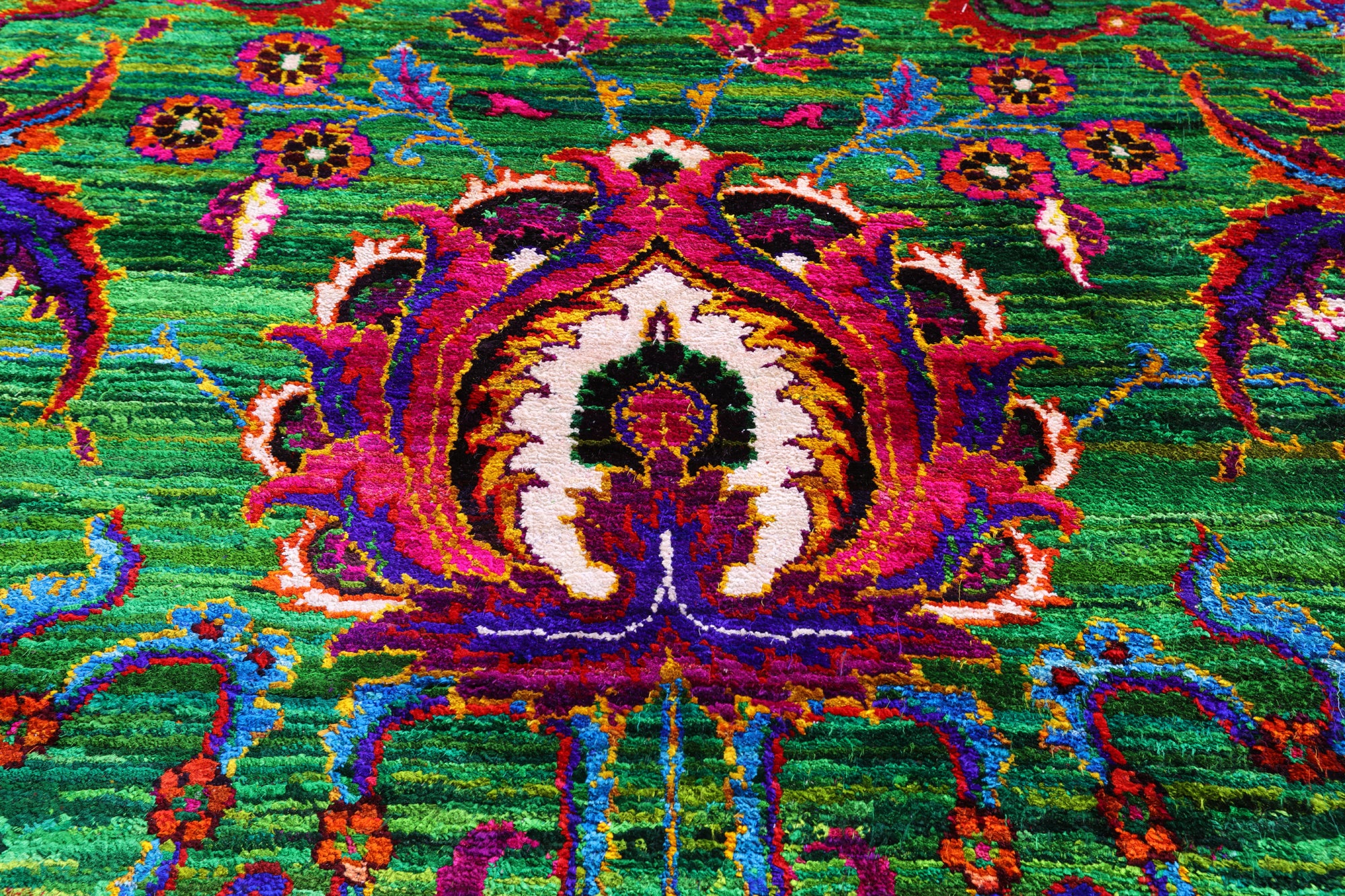 Green Persian Tabriz Handmade 100% Silk Rug - 8' 0" X 10' 2" - Golden Nile