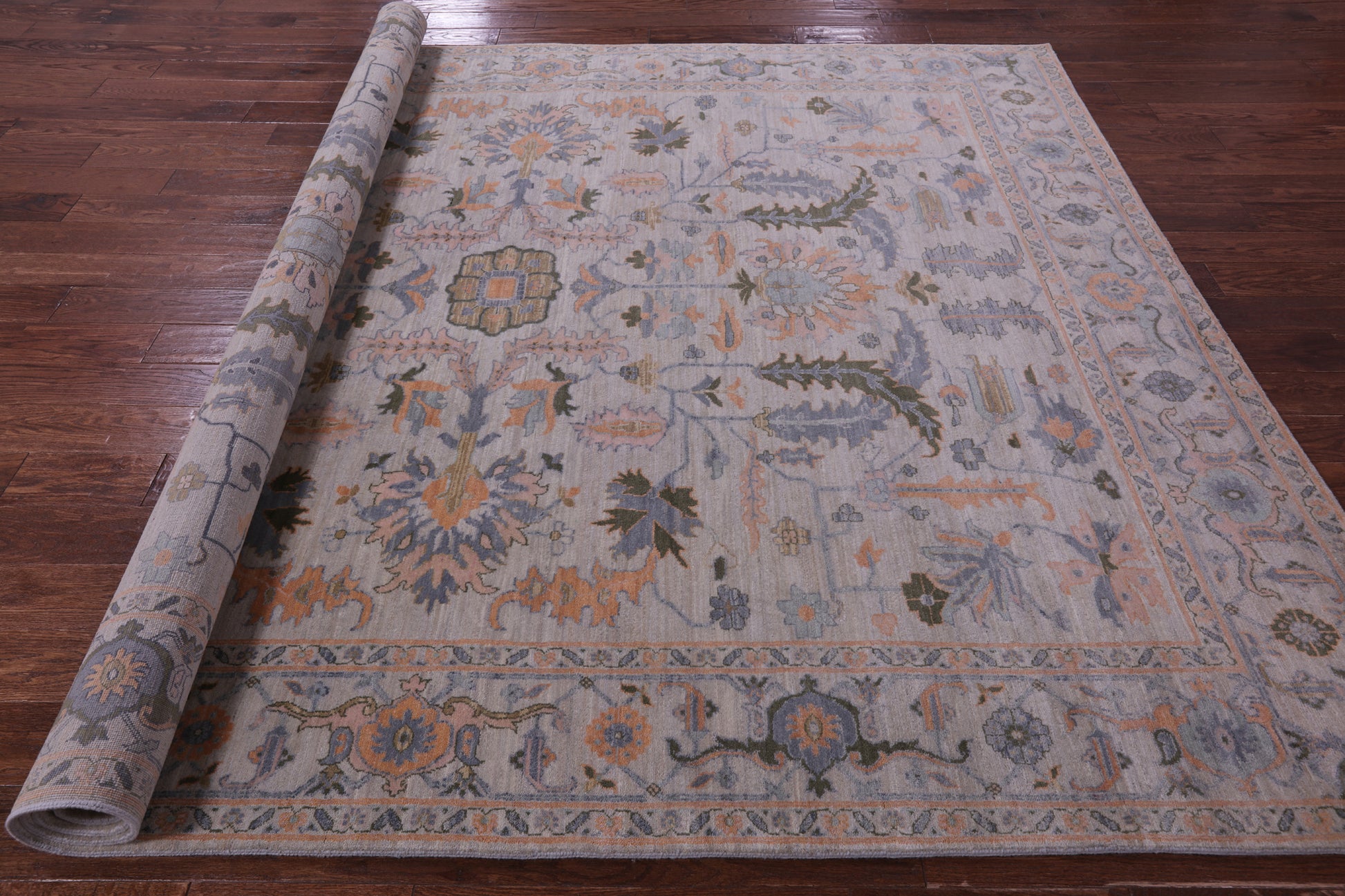 Ivory Geometric Heriz Serapi Handmade Wool Rug - 8' 2" X 10' 2" - Golden Nile