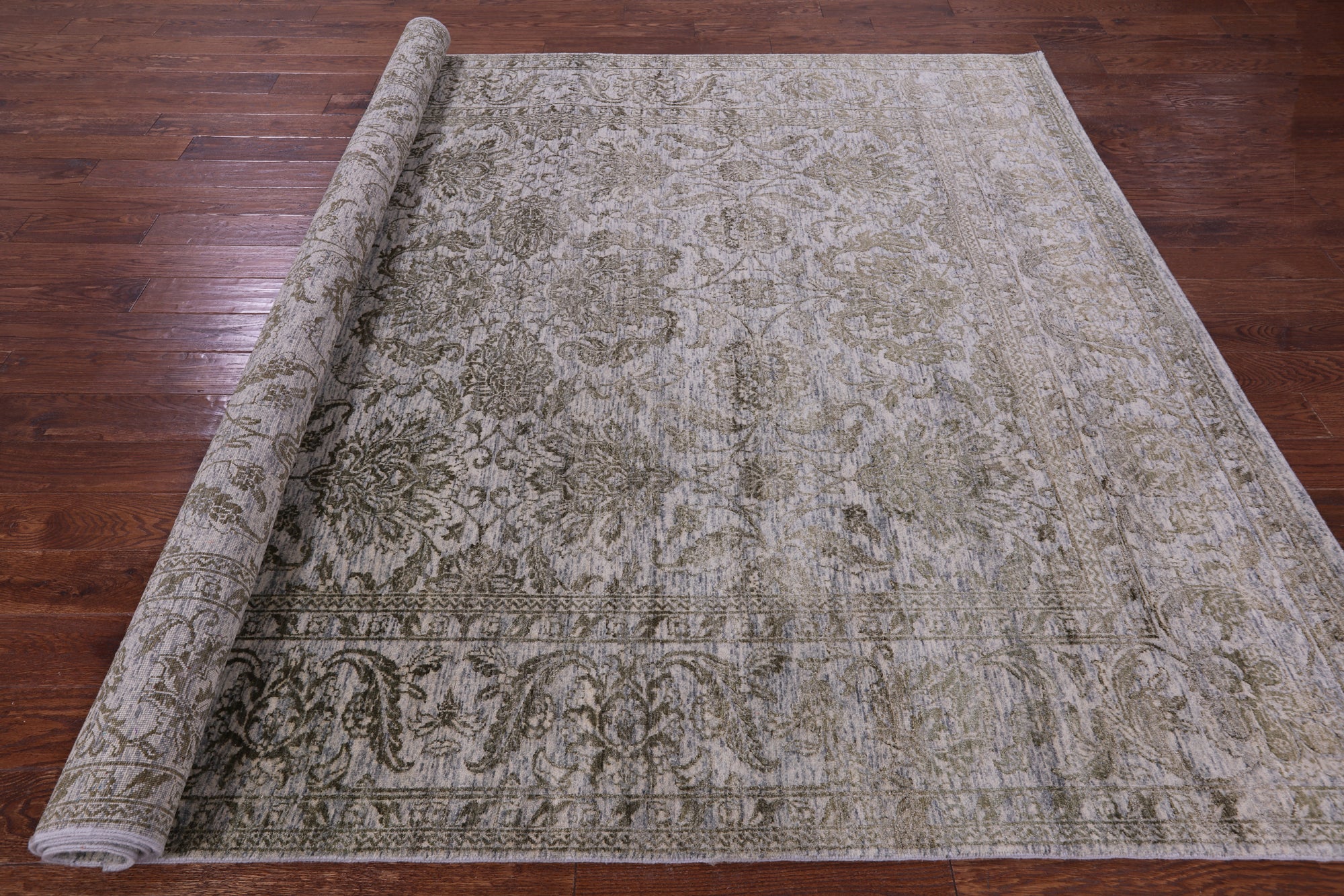 Grey Persian Tabriz Hand Knotted Wool & Silk Rug - 7' 11" X 10' 1" - Golden Nile