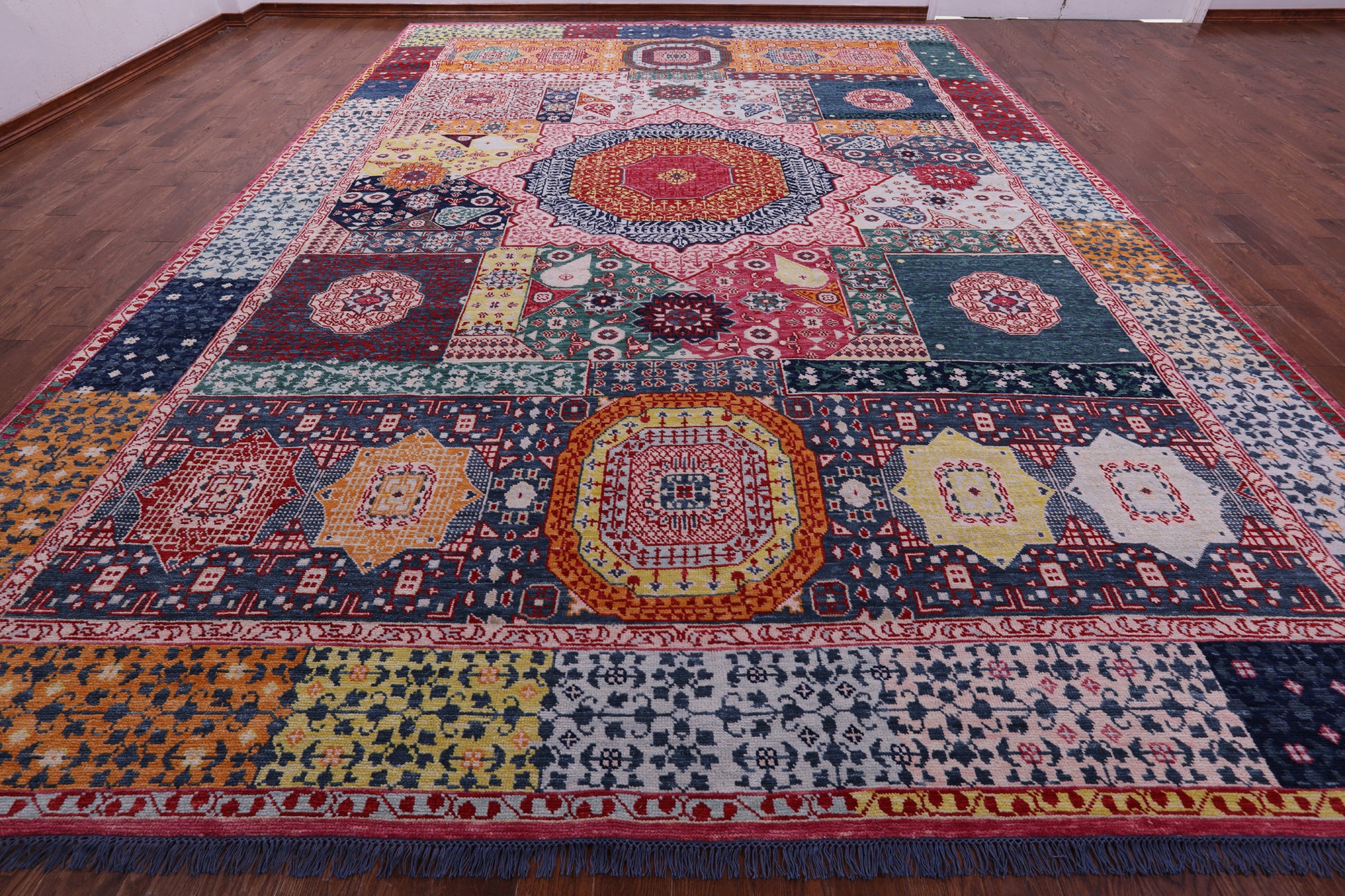 Geometric Persian Mamluk Hand Knotted Wool Rug - 12' 3" X 17' 8" - Golden Nile