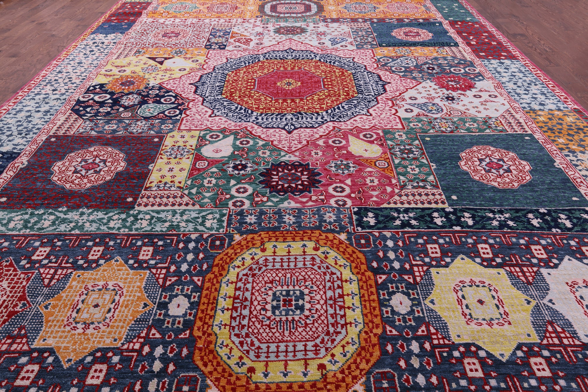 Geometric Persian Mamluk Hand Knotted Wool Rug - 12' 3" X 17' 8" - Golden Nile