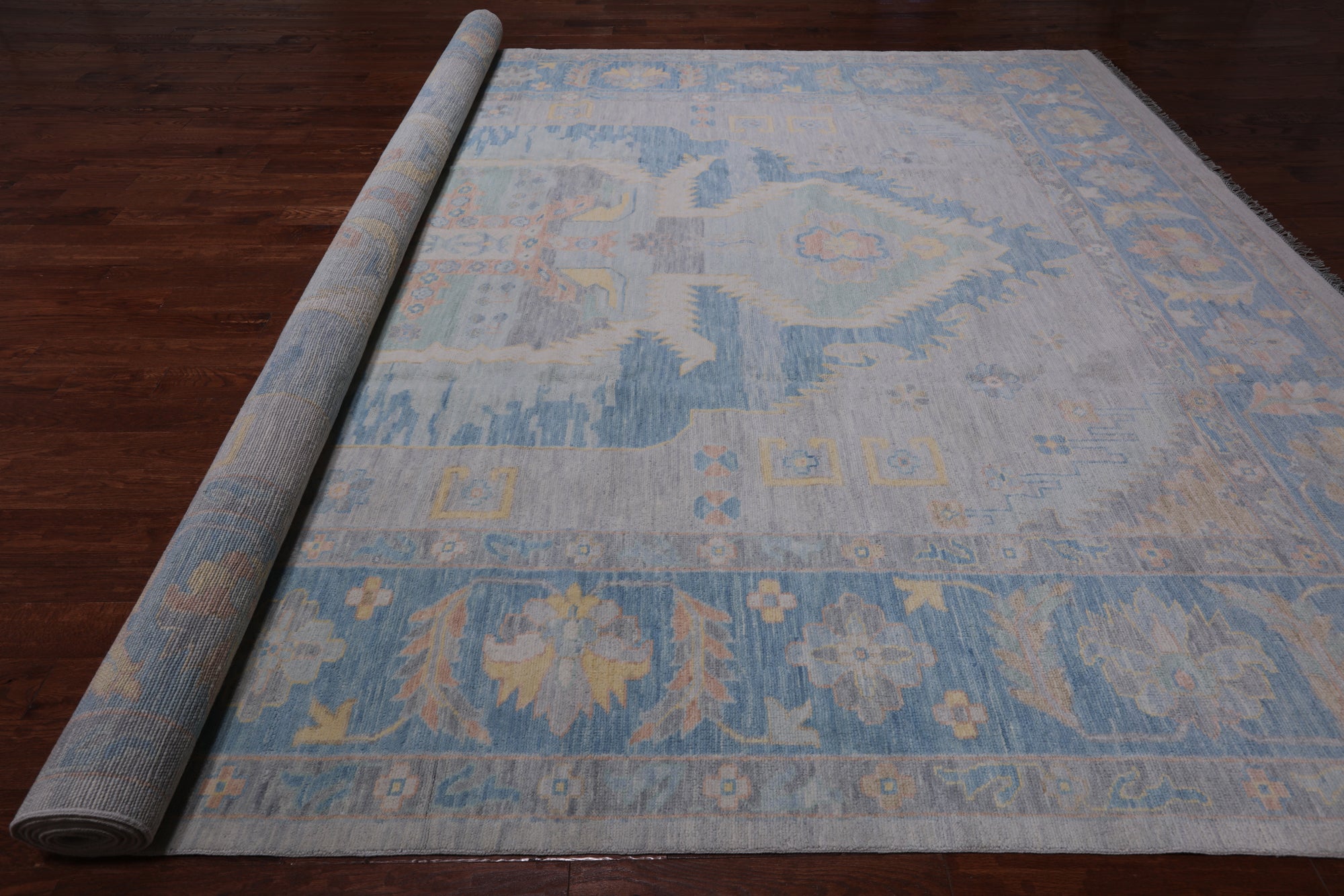 Geometric Fine Serapi Handmade Wool Rug - 12' 2" X 17' 11"