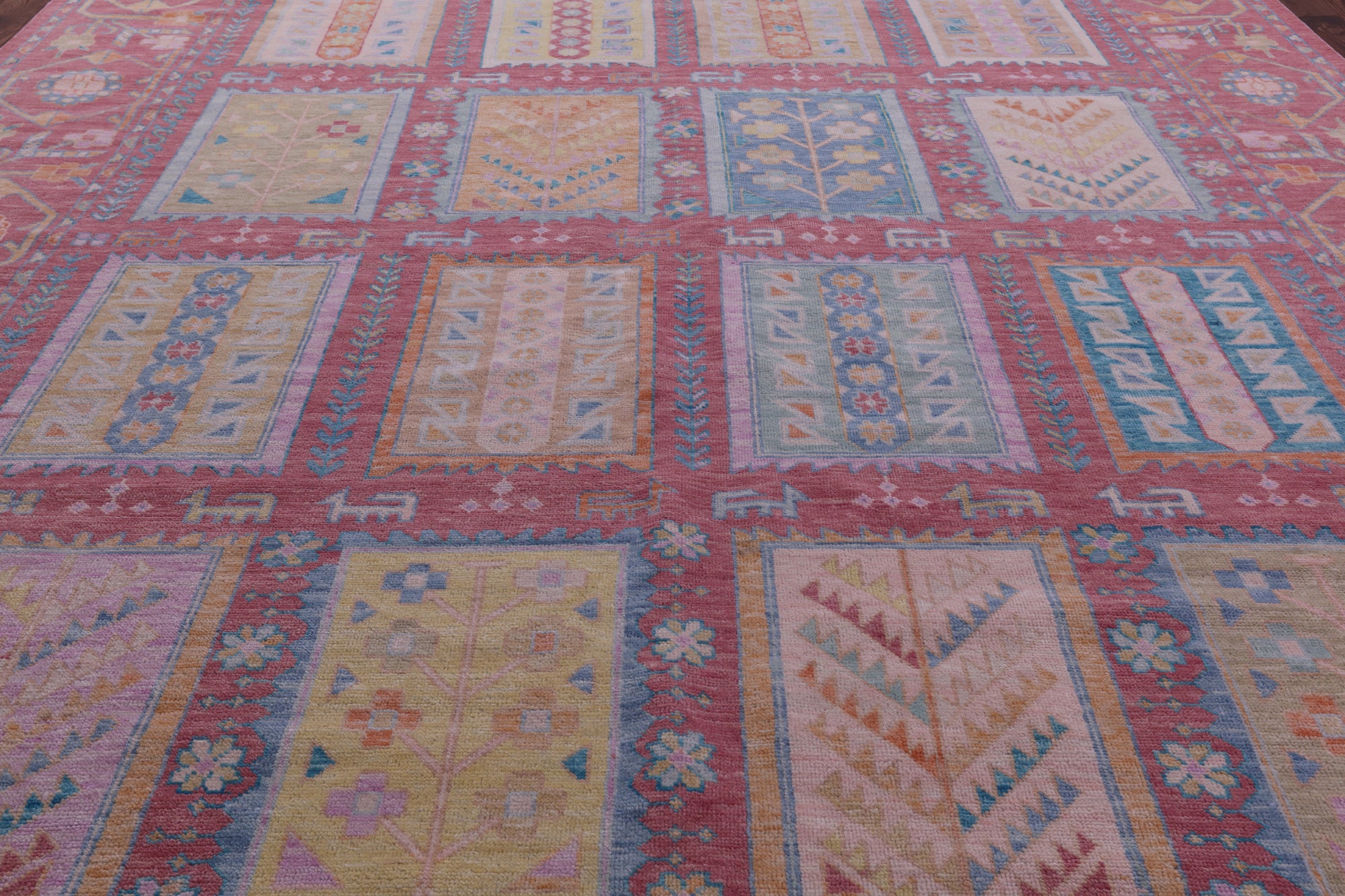 Pink Geometric Fine Serapi Hand Knotted Wool Rug - 12' 2" X 15' 1" - Golden Nile
