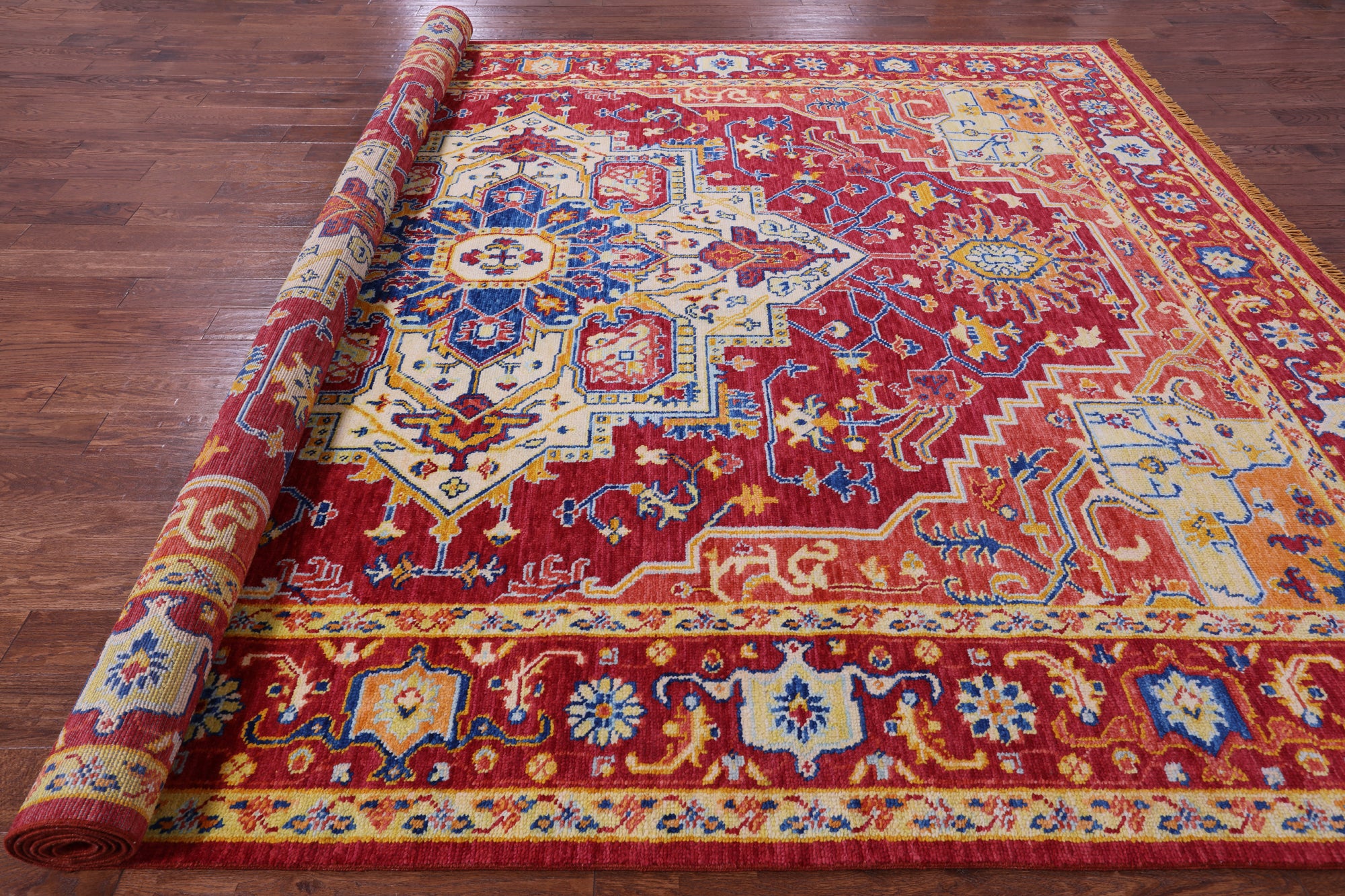 Red Geometric Fine Serapi Hand Knotted Wool Rug - 10' 1" X 13' 11" - Golden Nile