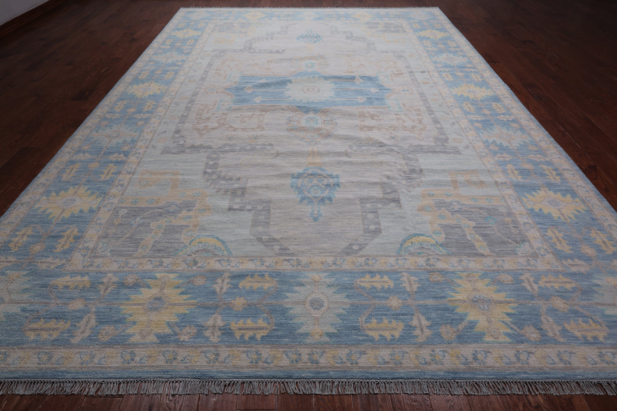 Grey Geometric Fine Serapi Hand Knotted Wool Rug - 10' 1" X 14' 0"
