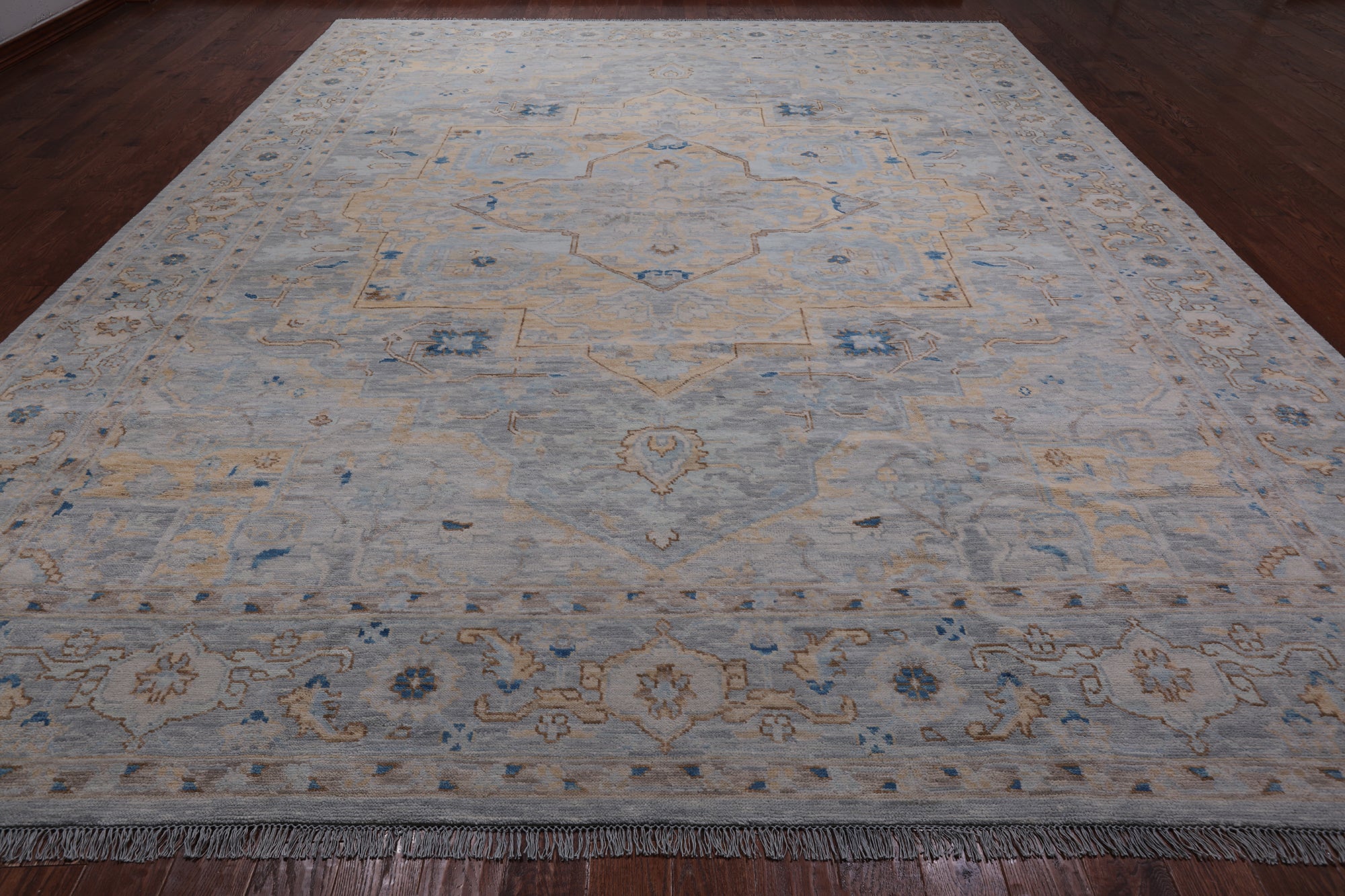 Grey Geometric Fine Serapi Hand Knotted Wool Rug - 11' 11" X 14' 10"