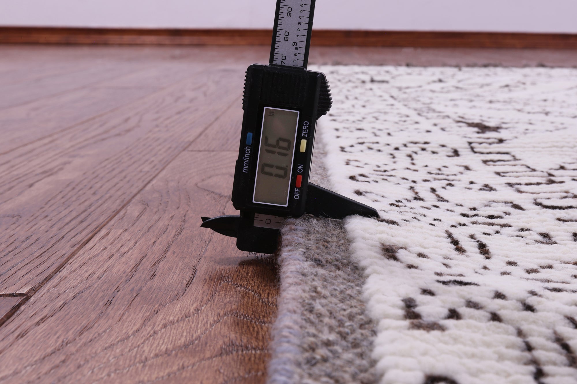 Tribal Moroccan Hand Knotted Wool On Wool Rug - 5' 0" X 7' 8" - Golden Nile