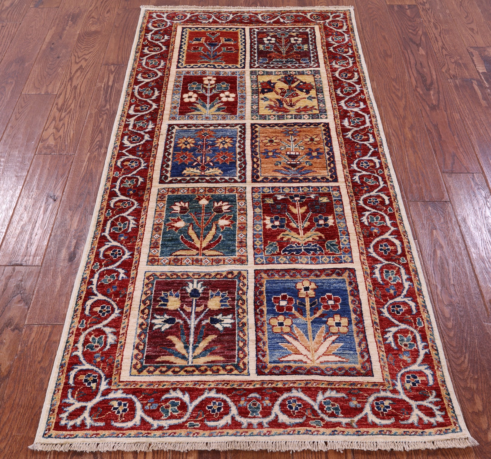 Garden Design Persian Handmade Wool Rug - 2' 11" X 5' 10" - Golden Nile