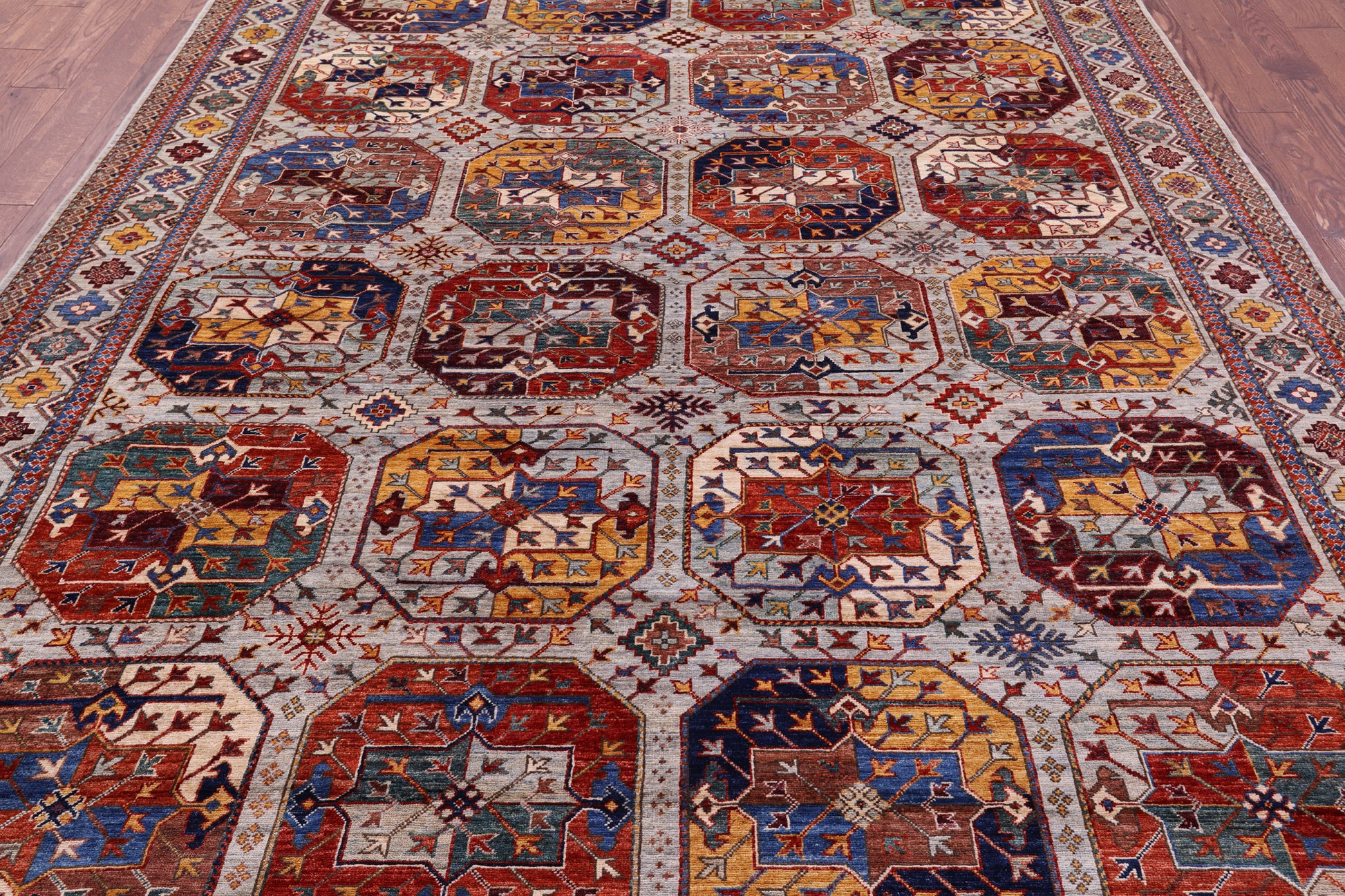 Turkmen Ersari Hand Knotted Wool Rug - 8' 1" X 11' 4" - Golden Nile