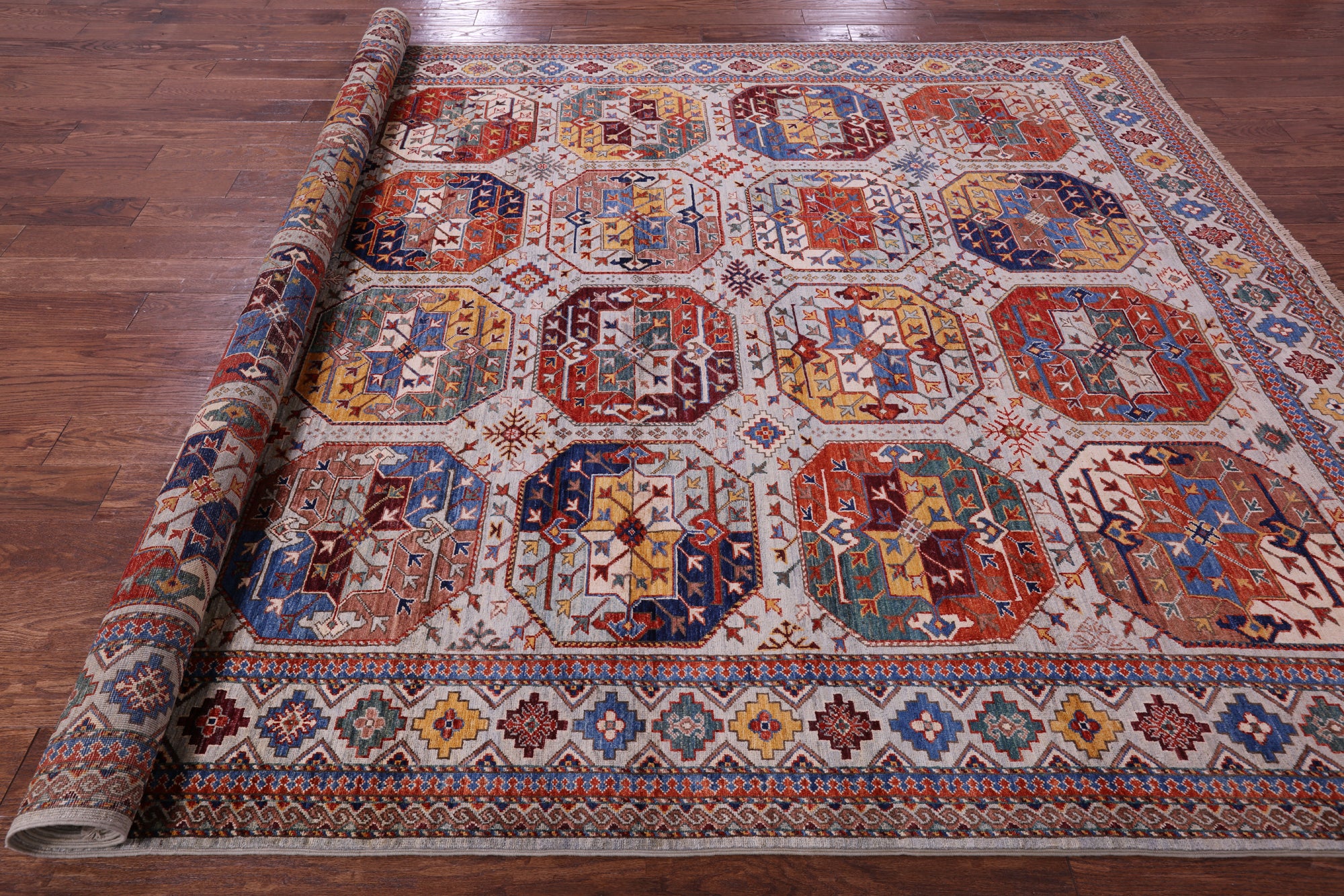 Turkmen Ersari Hand Knotted Wool Rug - 8' 1" X 11' 4" - Golden Nile