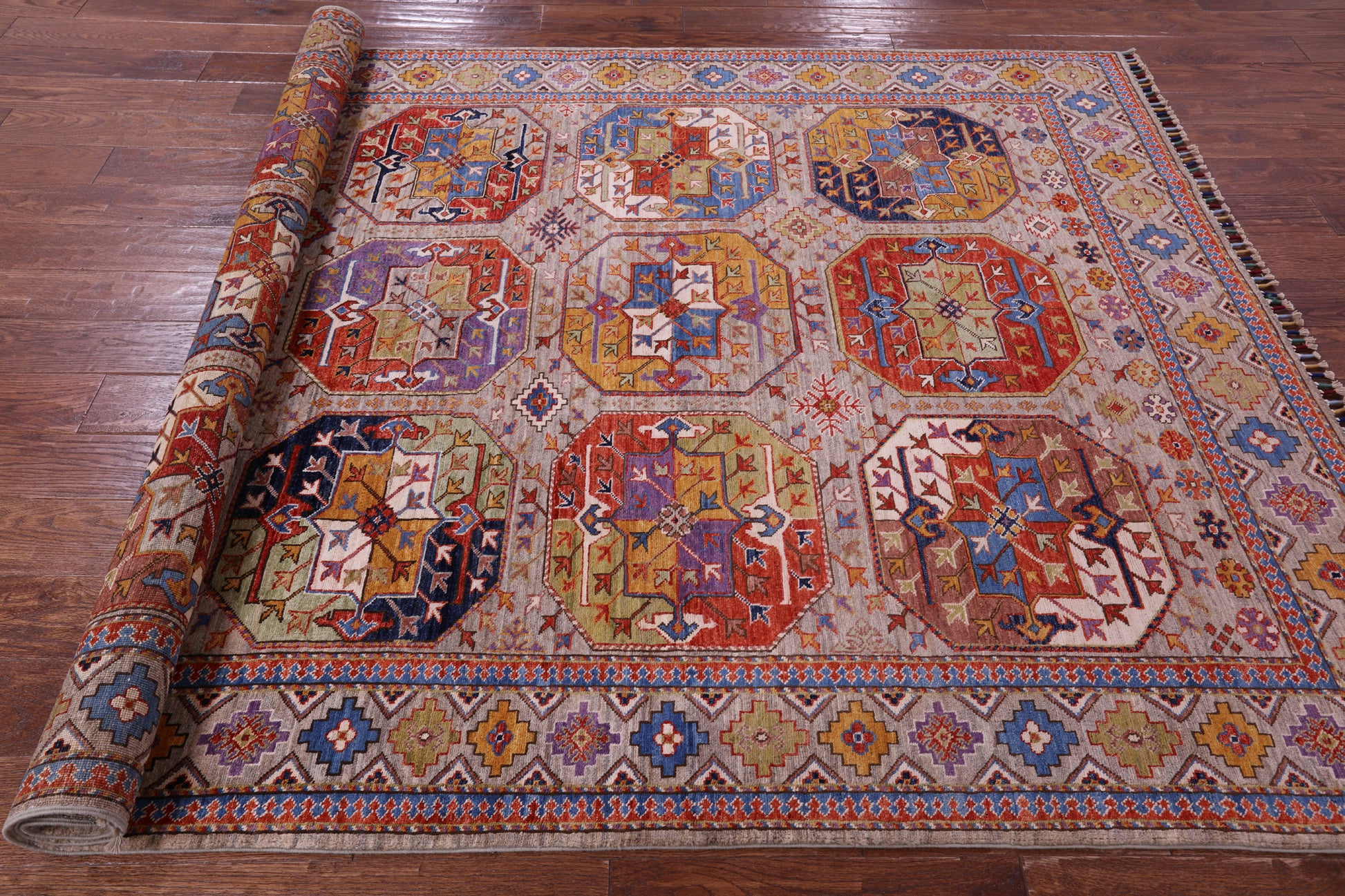 Turkmen Ersari Hand Knotted Wool Rug - 5' 11" X 8' 1" - Golden Nile
