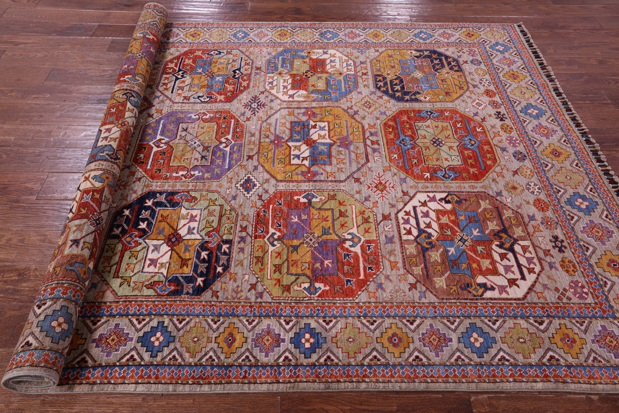 Turkmen Ersari Hand Knotted Wool Rug - 5' 11" X 8' 1" - Golden Nile