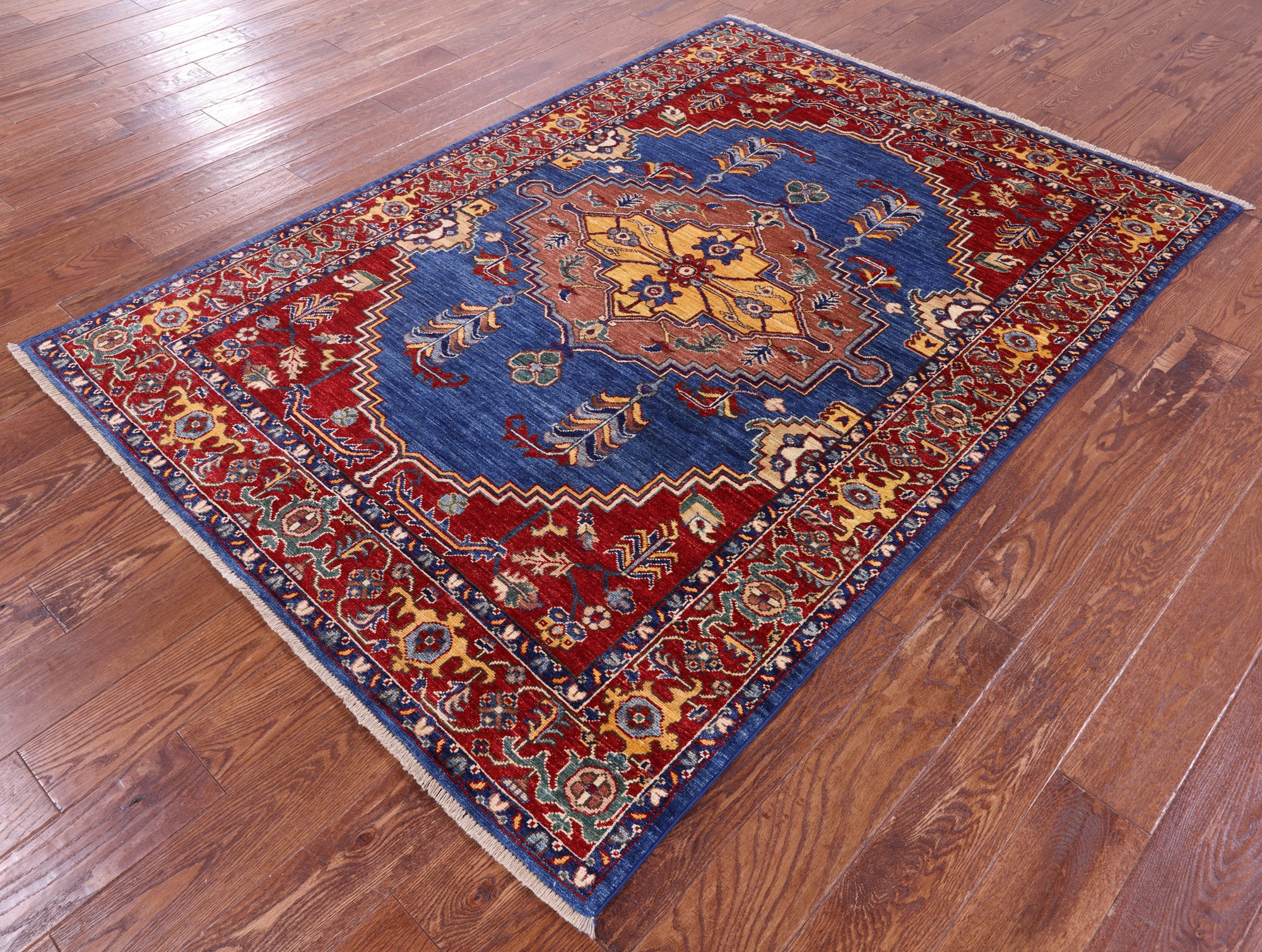 Persian Fine Serapi Hand Knotted Wool Rug - 4' 11" X 6' 10" - Golden Nile
