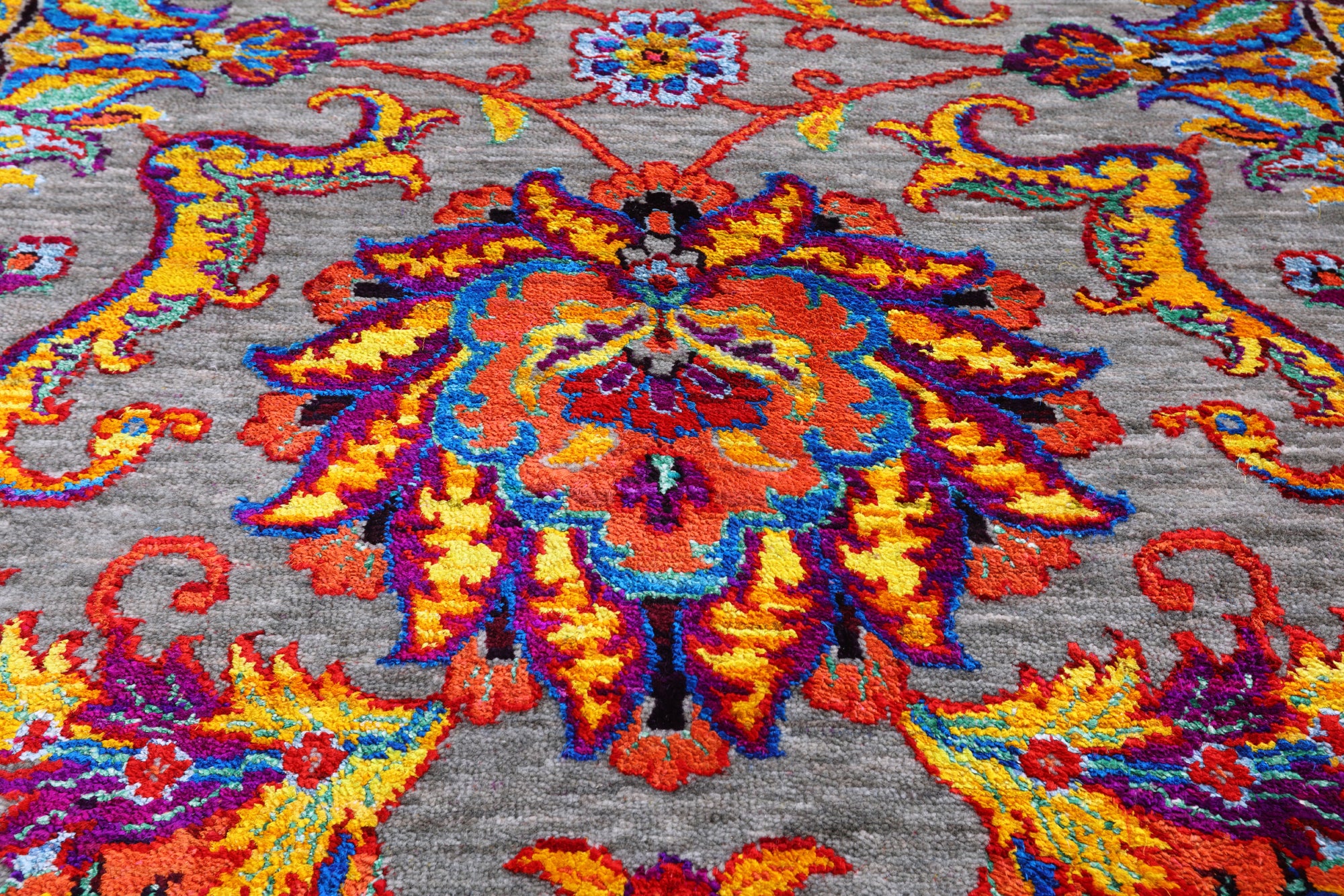 Grey Persian Tabriz Hand Knotted Wool & Silk Rug - 7' 11" X 10' 0" - Golden Nile
