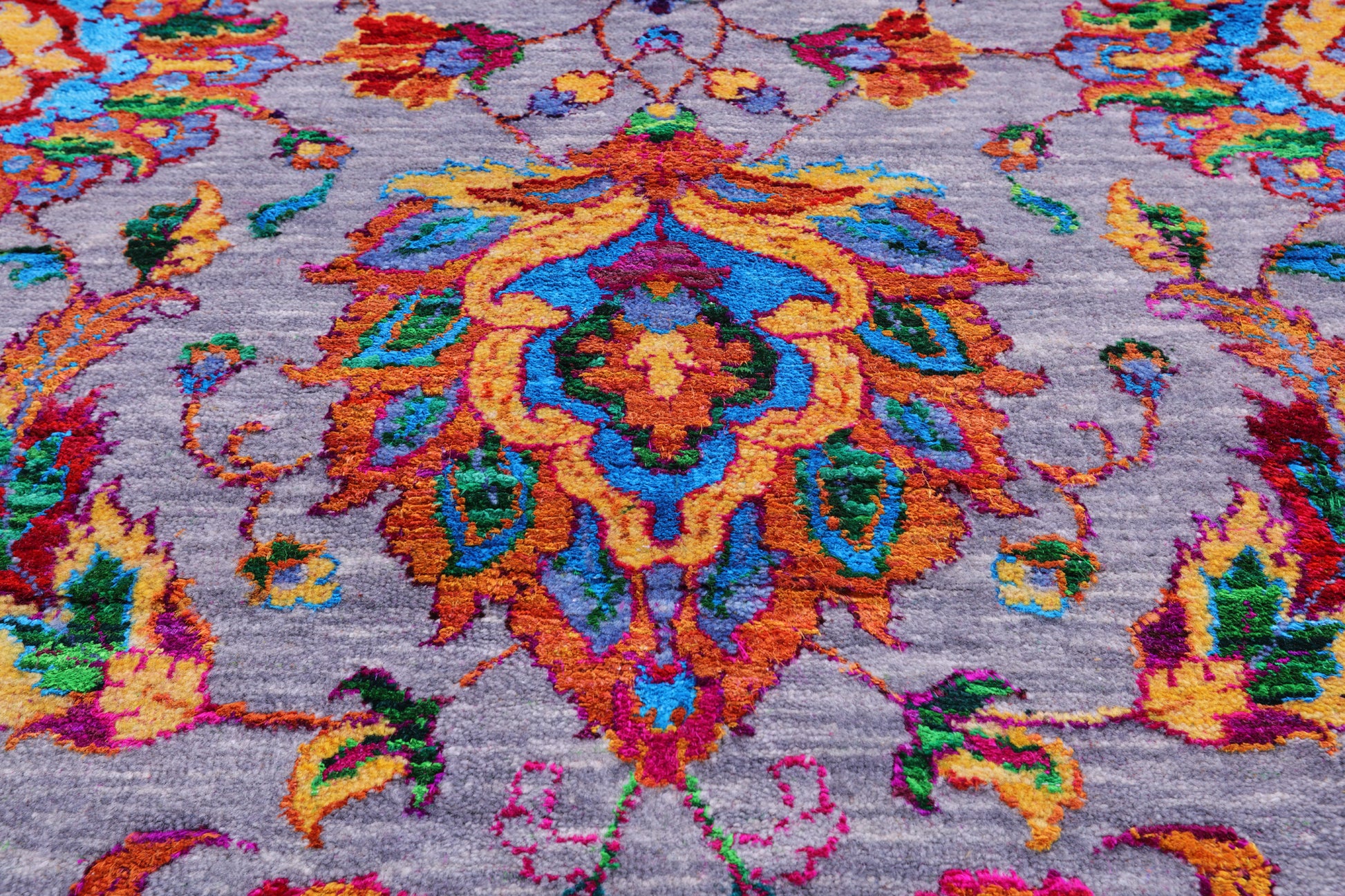 Persian Tabriz Handmade Wool & Silk Rug - 8' 0" X 9' 11" - Golden Nile