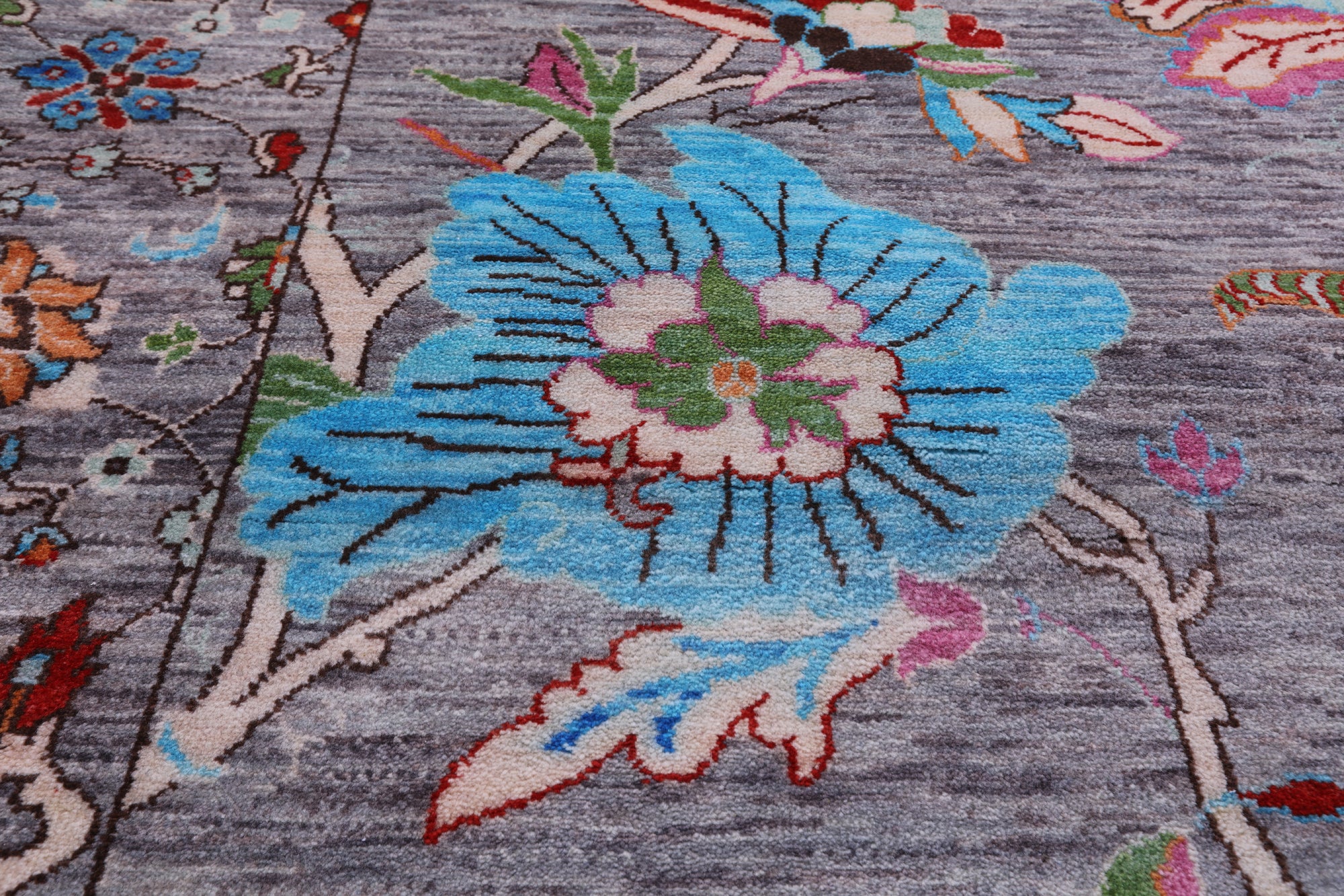 William Morris Handmade Wool Rug - 8' 10" X 12' 2" - Golden Nile