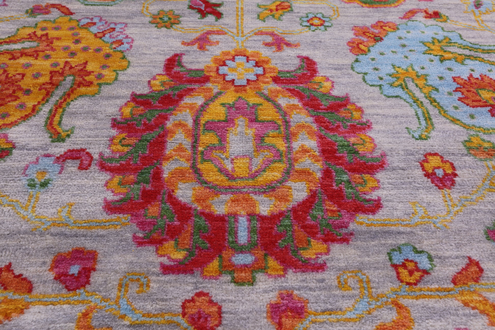 Persian Tabriz Hand Knotted Wool Rug - 8' 0" X 9' 11" - Golden Nile