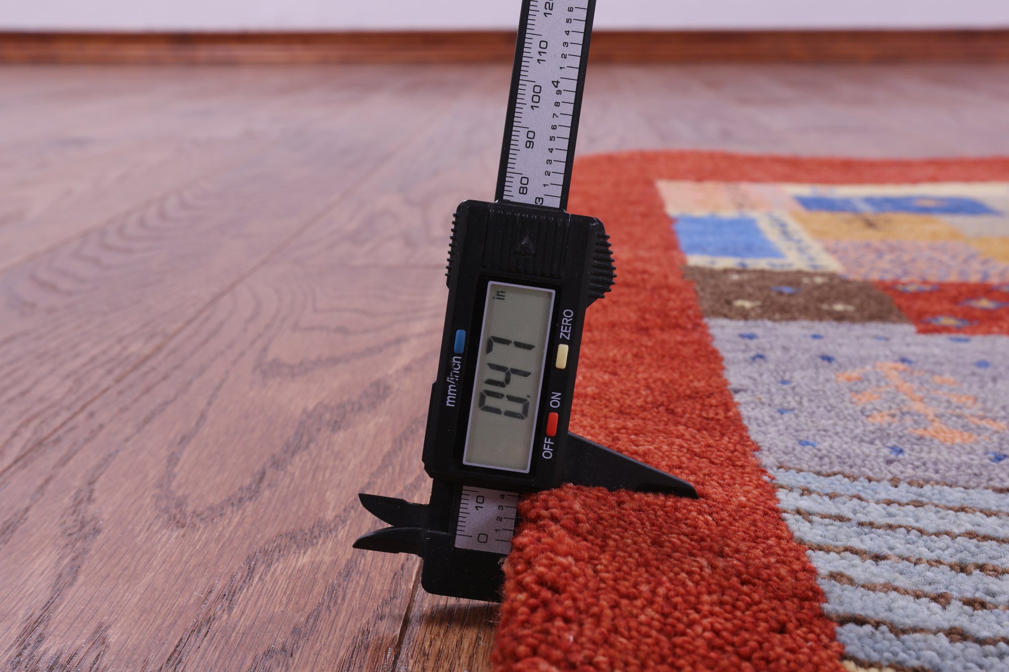 Tribal Persian Gabbeh Hand Knotted Wool Rug - 2' 10" X 5' 4" - Golden Nile