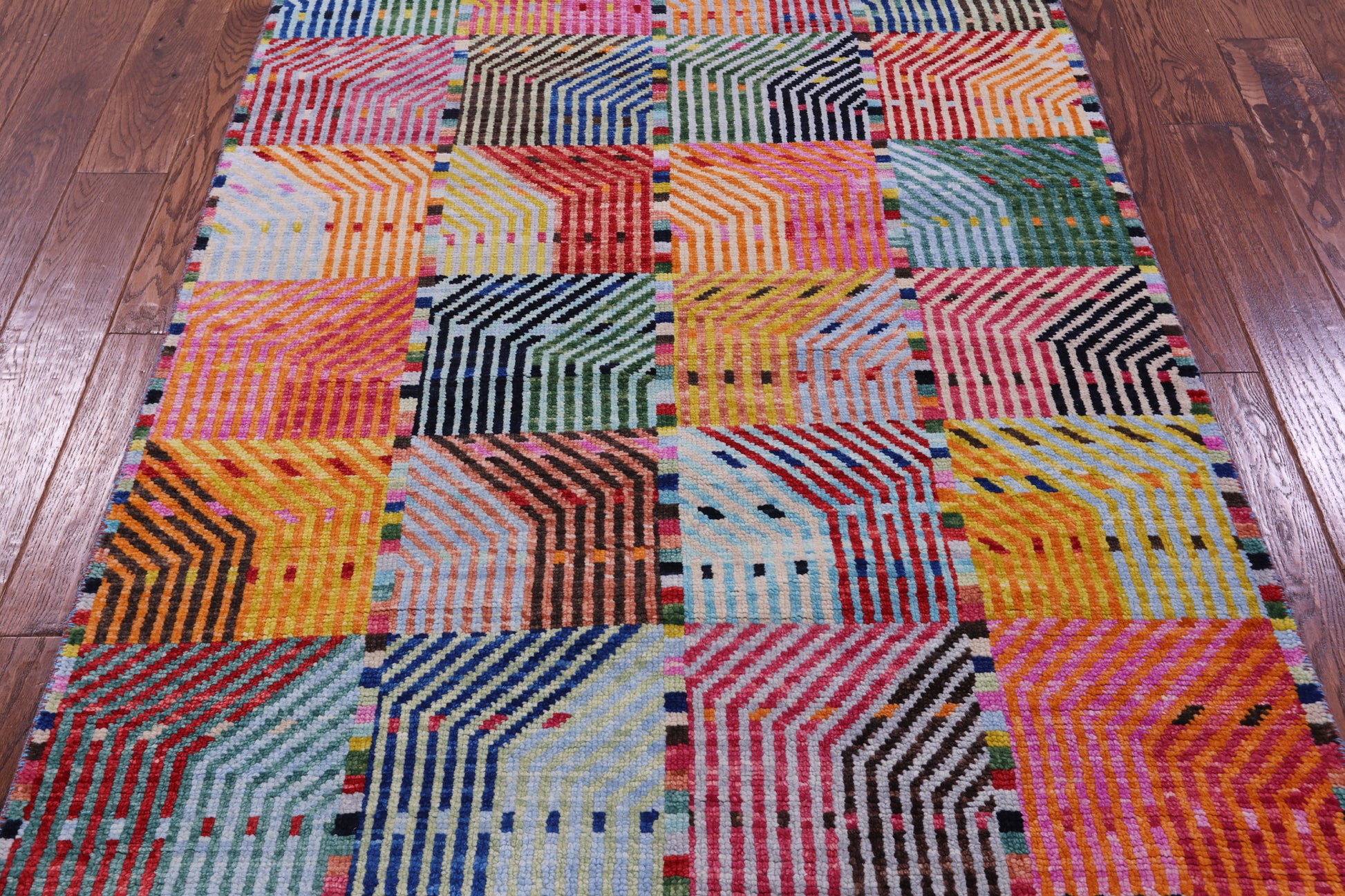 Tribal Moroccan Handmade Wool Rug - 4' 1" X 5' 10" - Golden Nile