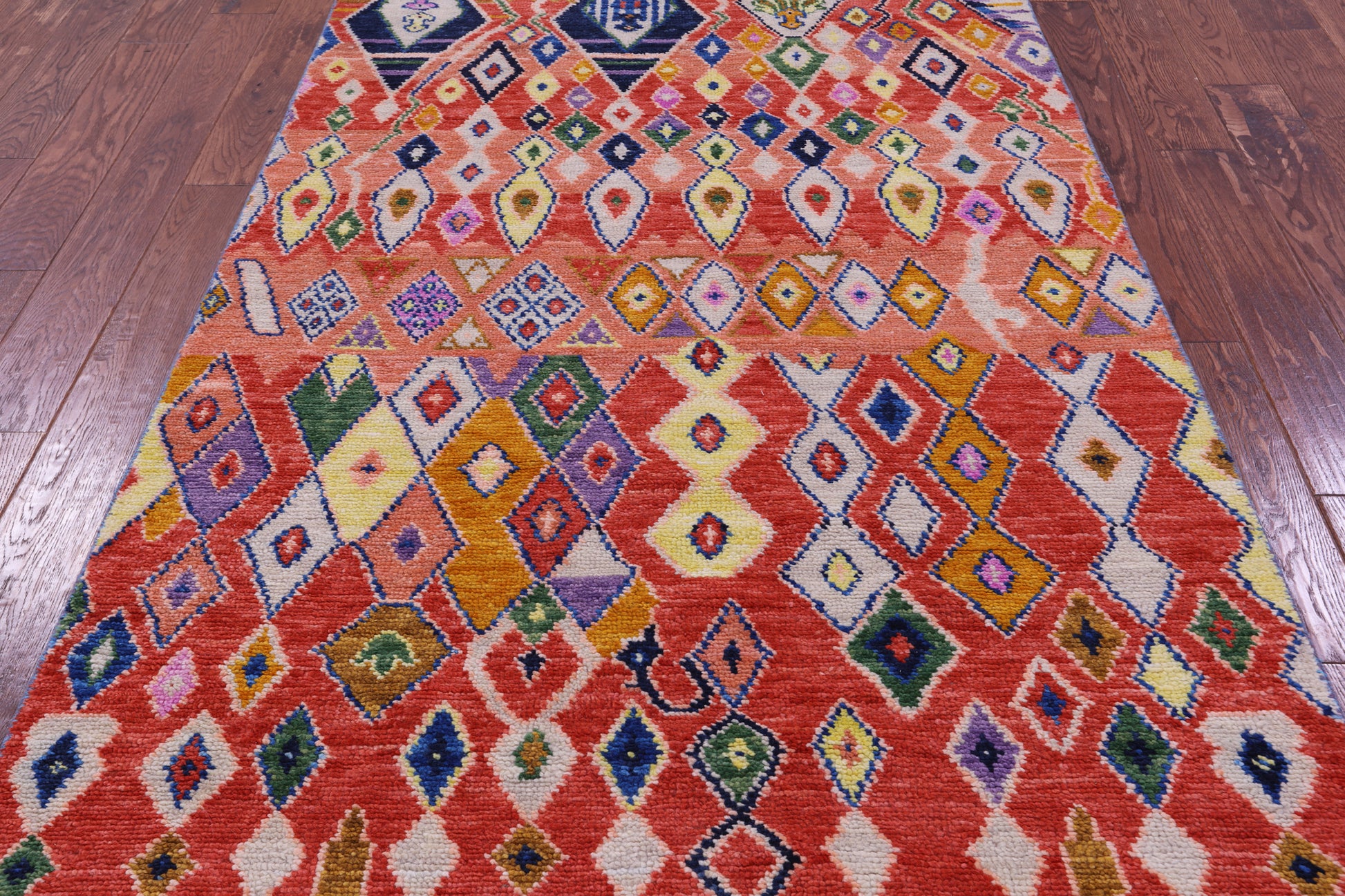 Tribal Moroccan Hand Knotted Wool Rug - 4' 4" X 7' 11" - Golden Nile