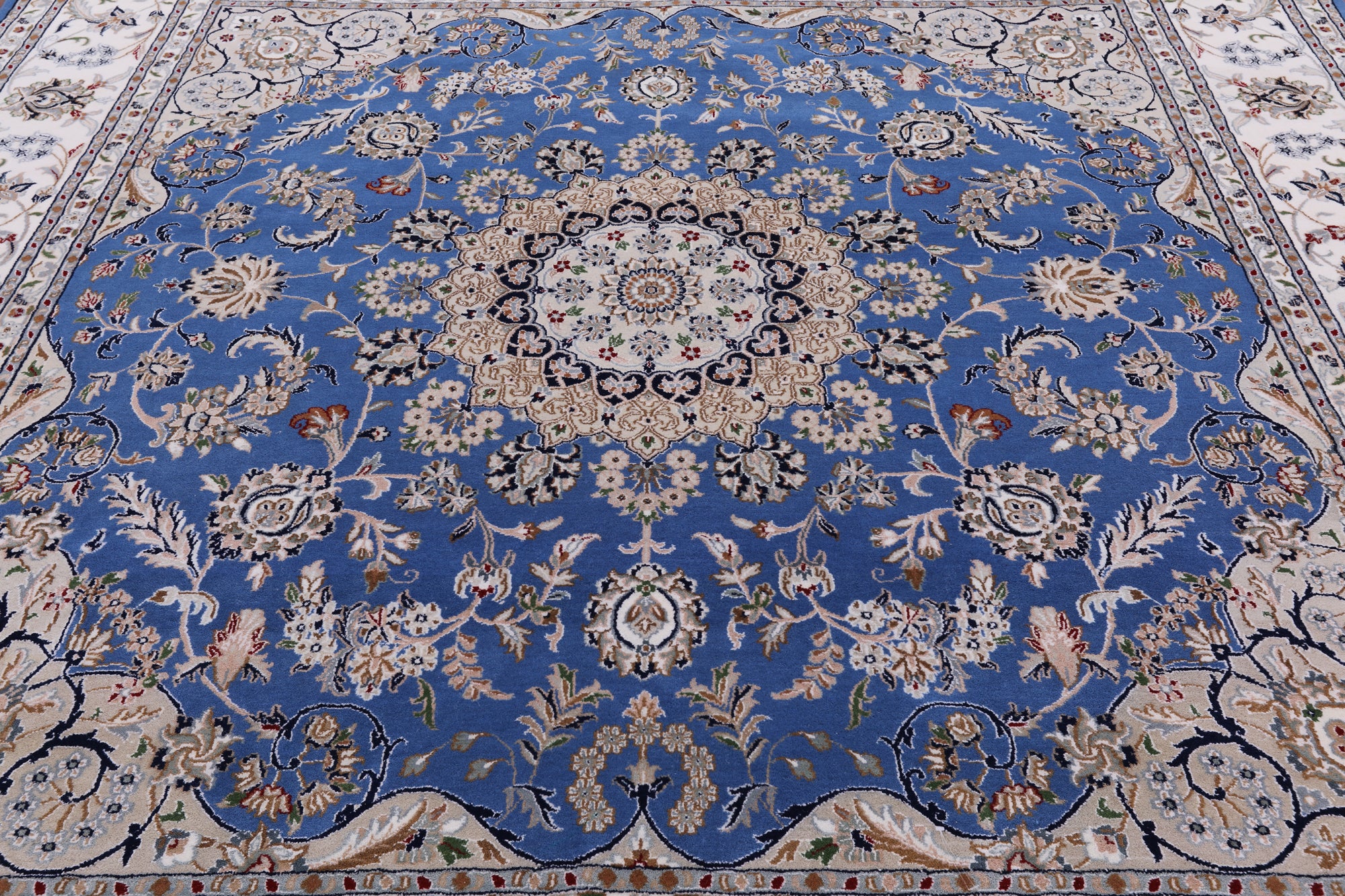 Square Persian Nain Handmade Wool & Silk Rug - 9' 0" X 9' 0" - Golden Nile