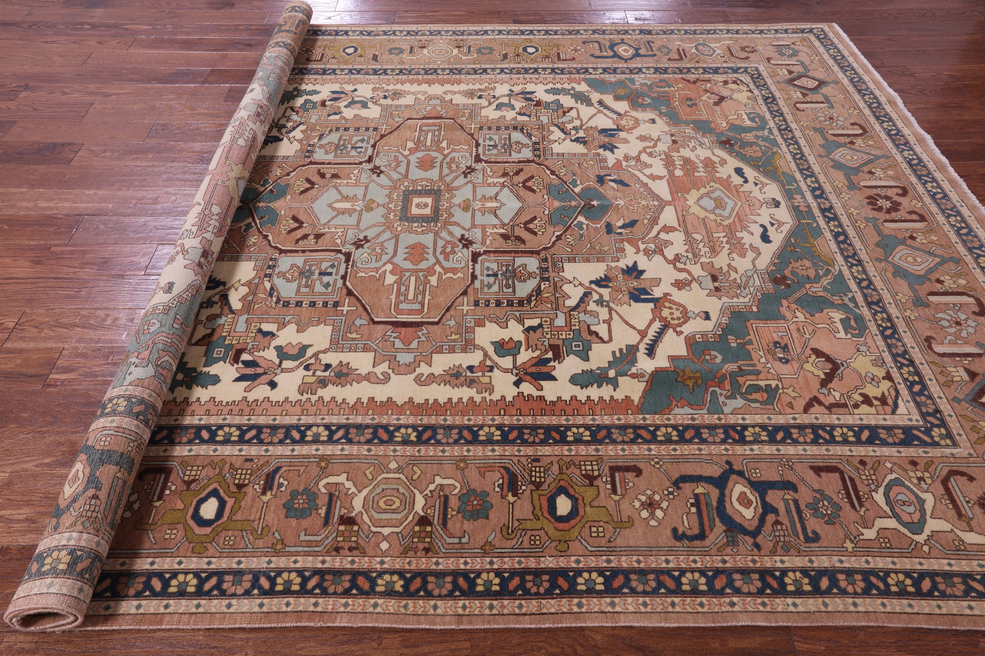 Antiqued Persian Heriz Serapi Hand Knotted Wool Rug - 8' 0" X 10' 3" - Golden Nile