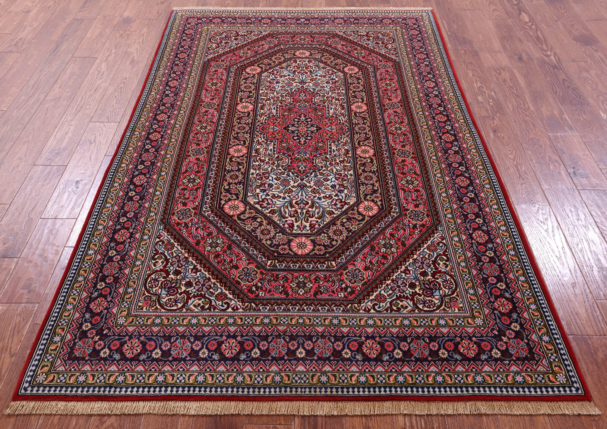 Persian Qum Hand Knotted Wool Rug - 4' 10" X 7' 7" - Golden Nile