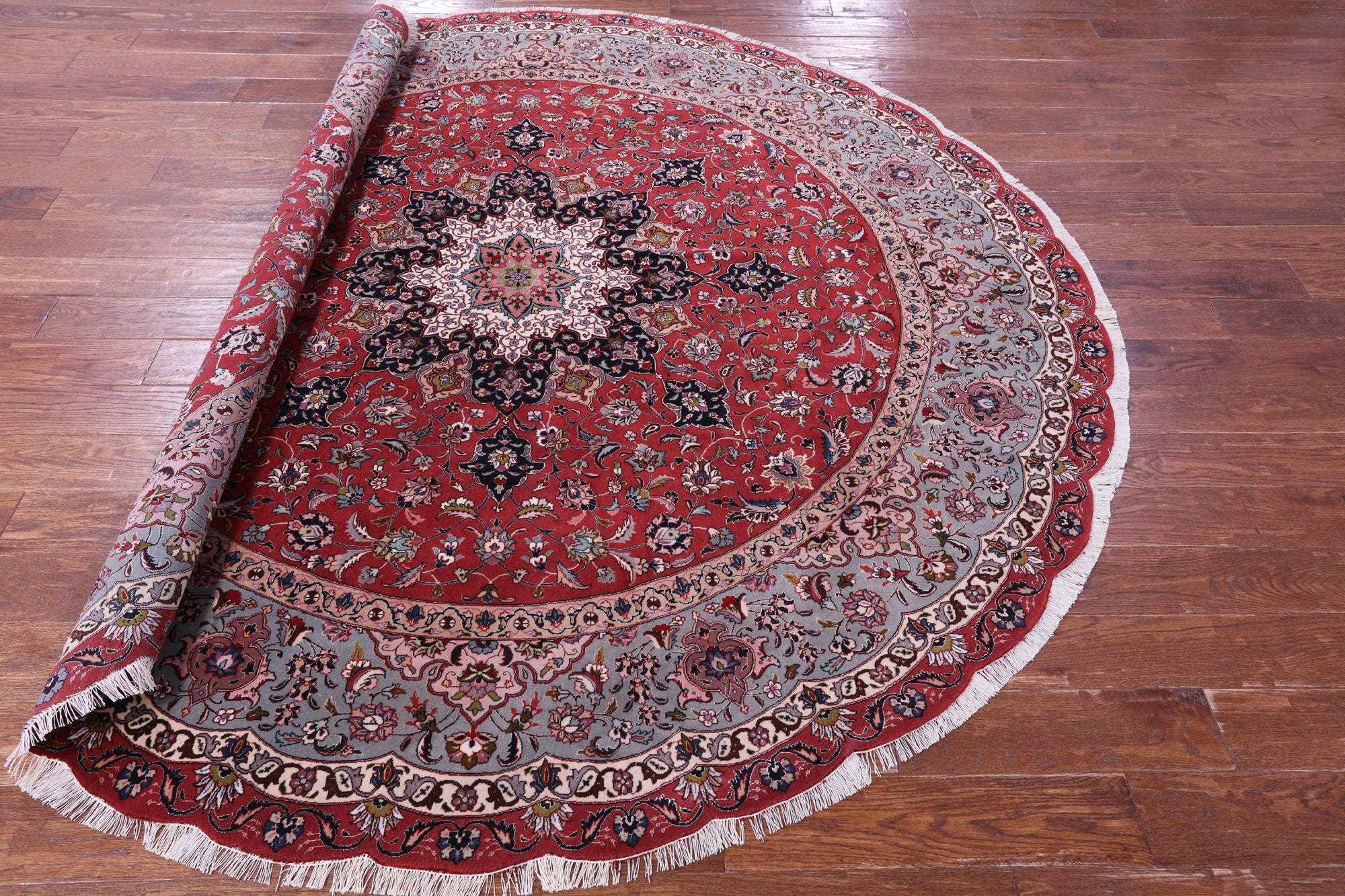 Red Round Persian Tabriz Hand Knotted Wool & Silk Rug - 7' 10" X 7' 10"