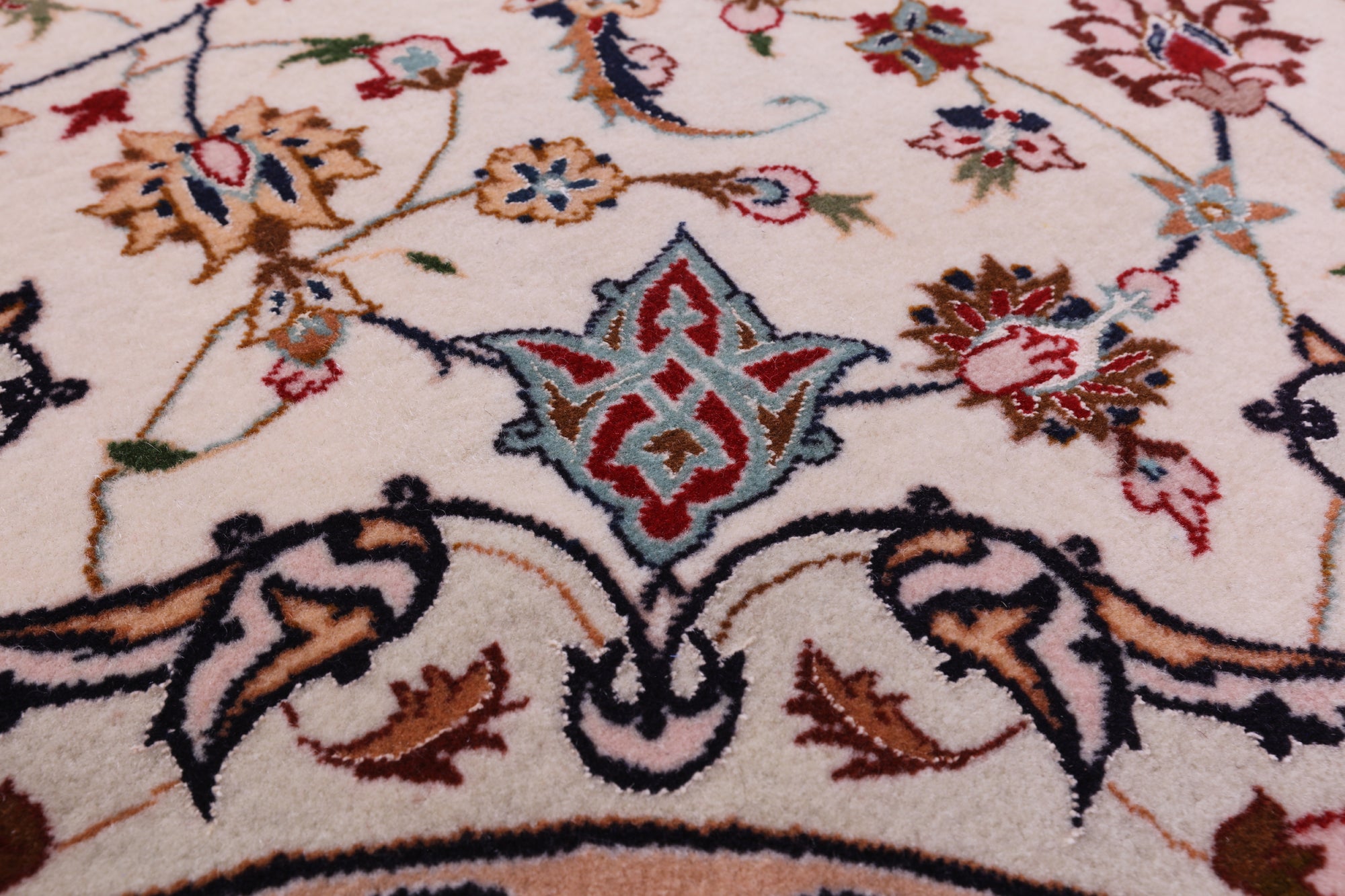 Round Persian Tabriz Hand Knotted Wool & Silk Rug - 9' 8" X 9' 8" - Golden Nile