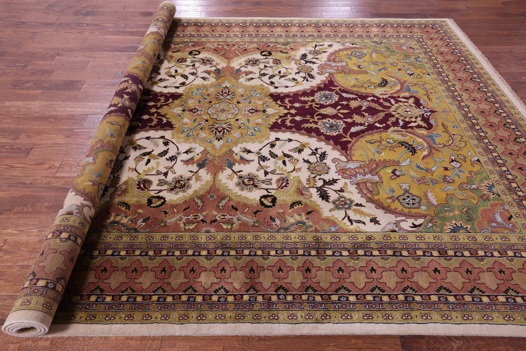 Persian Tabriz Hand Knotted Wool Rug - 8' 10" X 12' 2" - Golden Nile