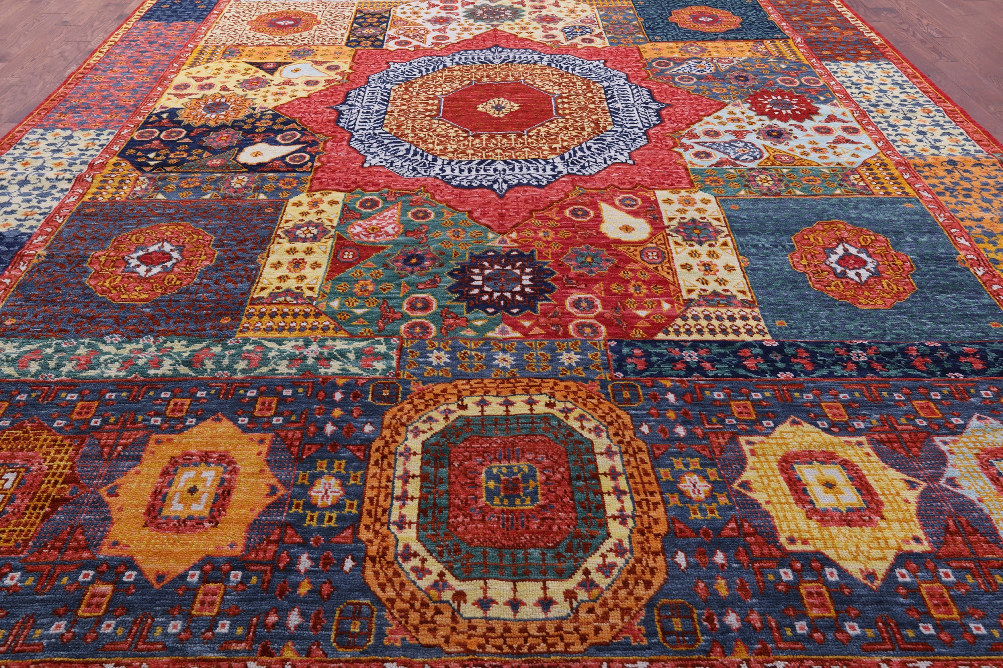 Geometric Persian Mamluk Hand Knotted Wool Rug - 12' 1" X 17' 10" - Golden Nile