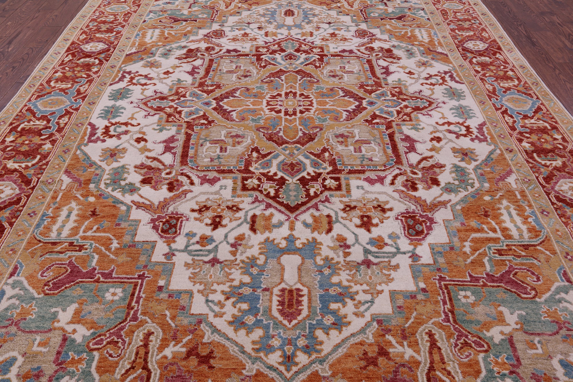 Ivory Persian Heriz Serapi Handmade Wool Rug - 9' 0" X 12' 0"