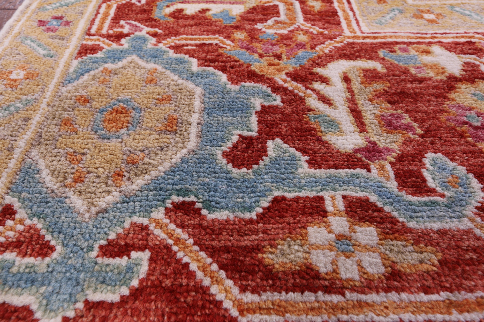 Ivory Persian Heriz Serapi Handmade Wool Rug - 9' 0" X 12' 0"