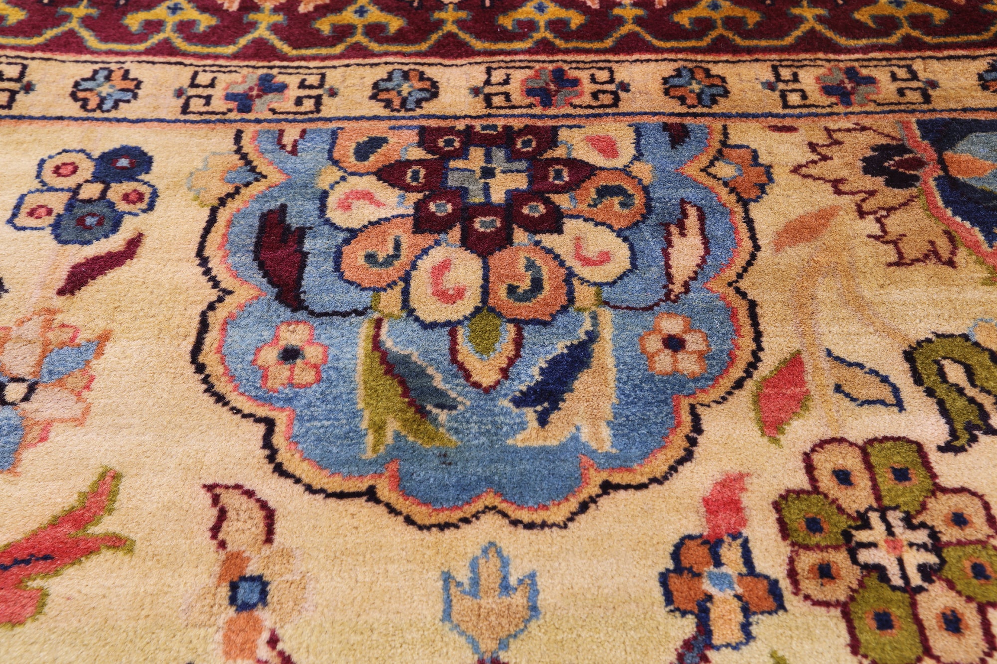 Ivory Vegetable Dyed Turkish Oushak Handmade Wool Rug - 6' 2" X 9' 5"